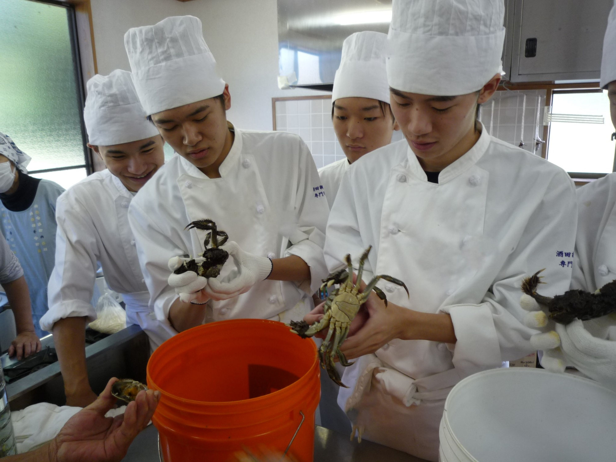 校外研修「モクズガニ収穫体験」