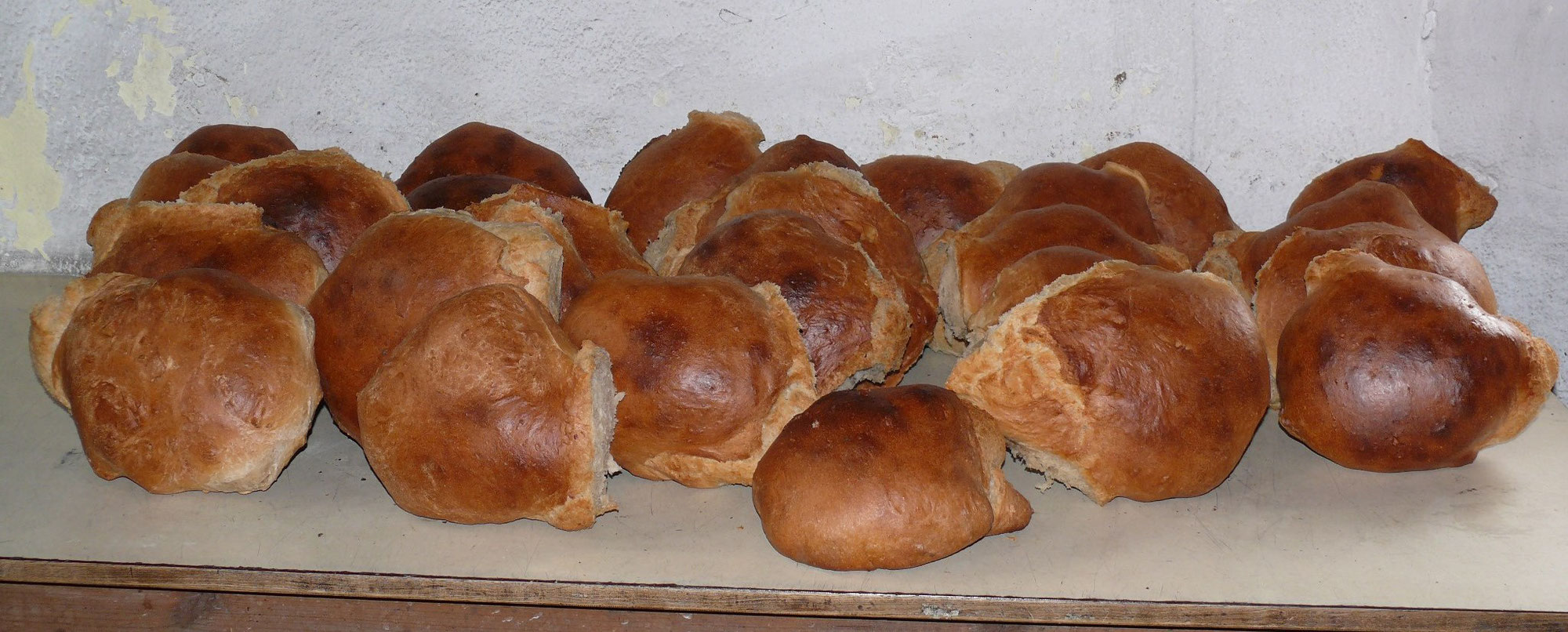 Brotverkauf am Backhaus in Nabern - nur gegen Vorbestellung