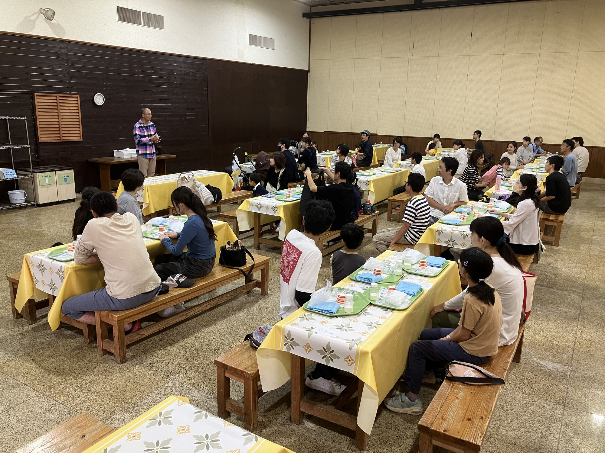 ブルーメの丘でアイス作り交流会を開催しました