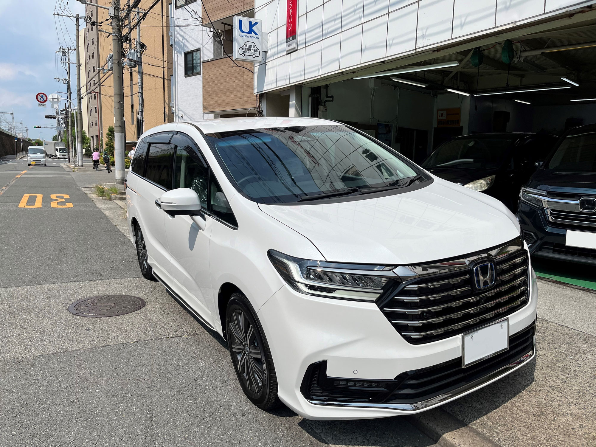 ホンダ　オデッセイe:HEV ABSOLUTE