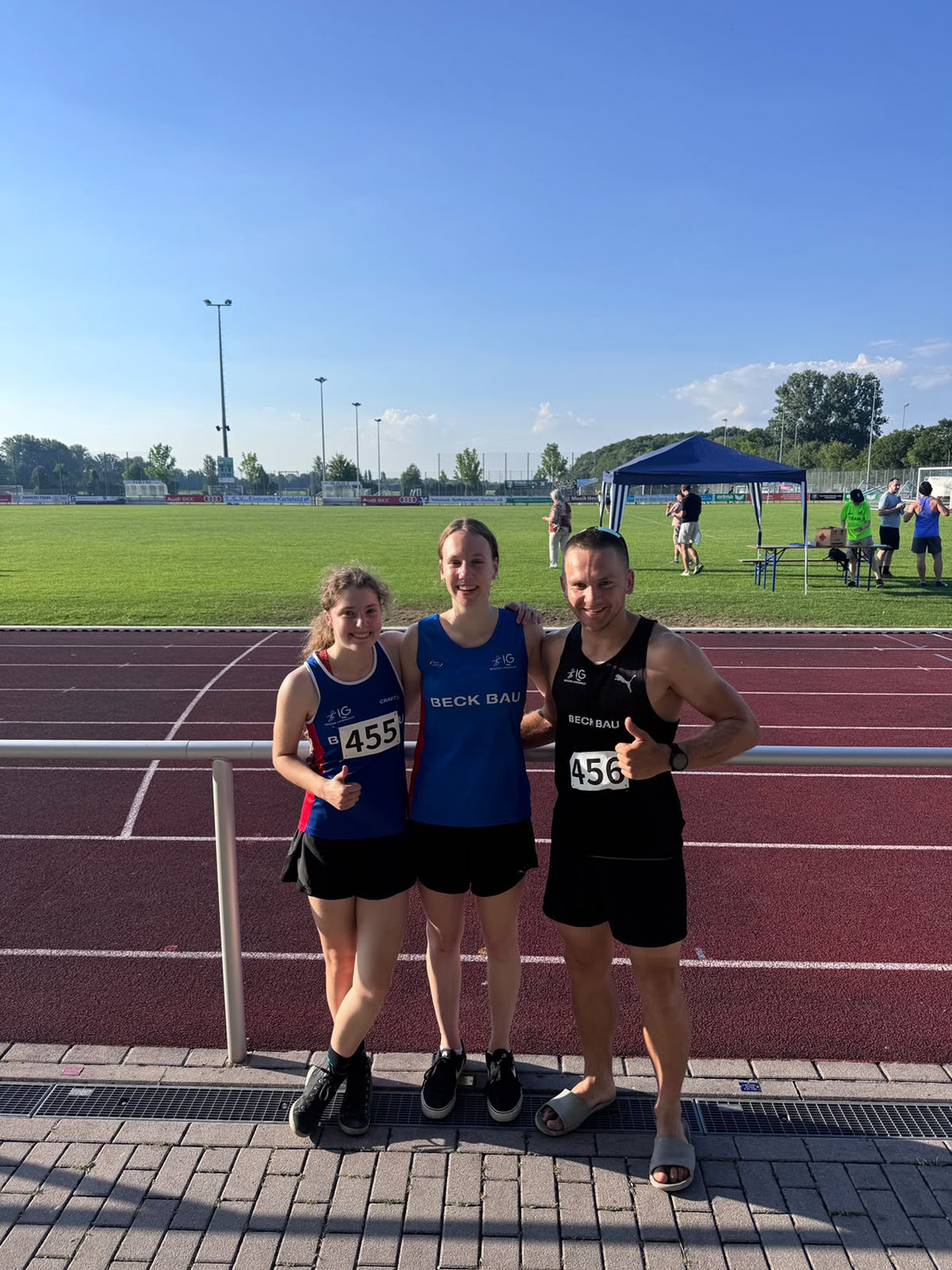 Gute Leistungen beim Karlsfelder Läufercup IV – mehrere persönliche Bestzeiten und Normen