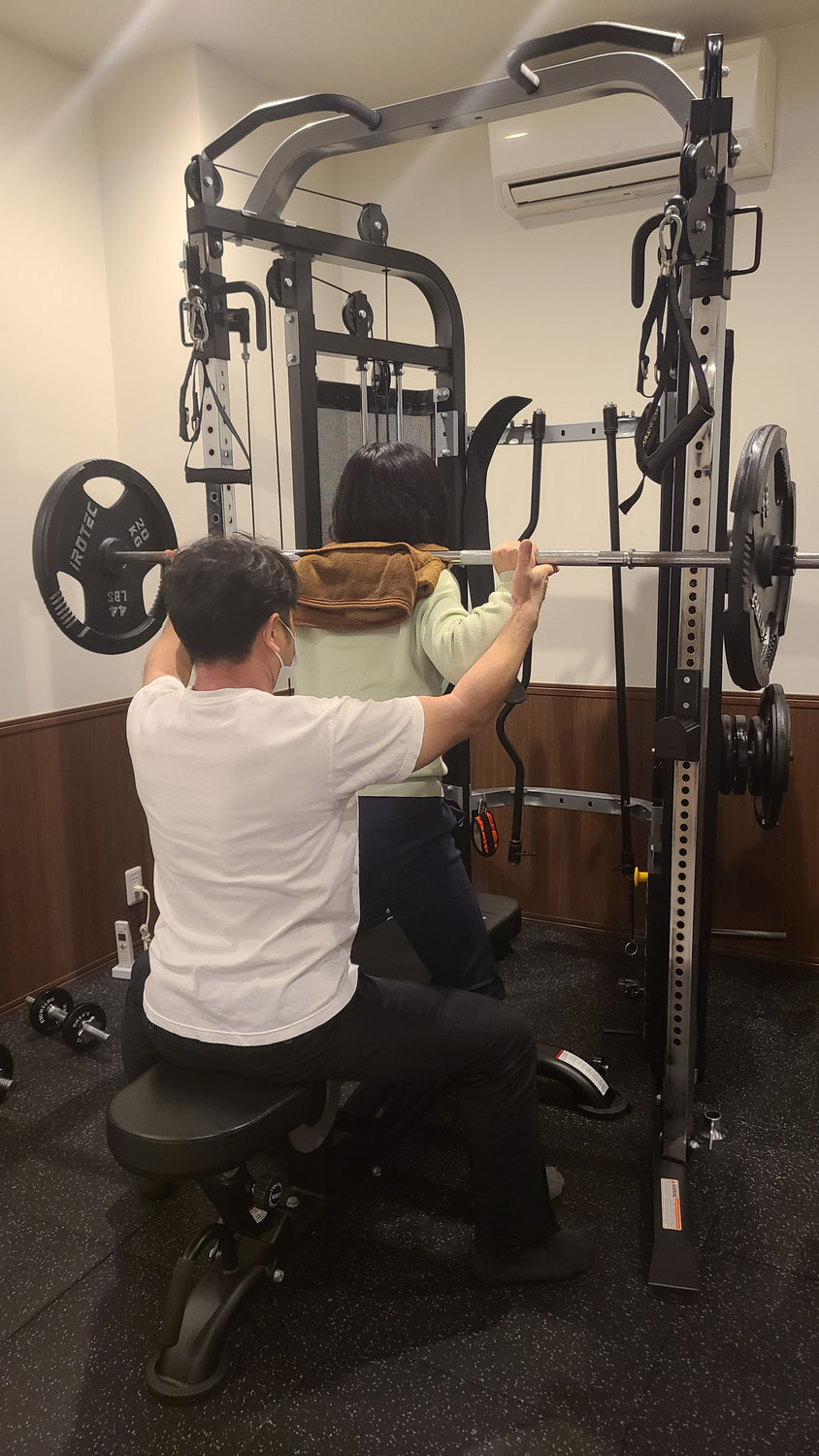 ケガ予防からパフォーマンスアップまで！スポーツ整体＋パーソナルトレーニング