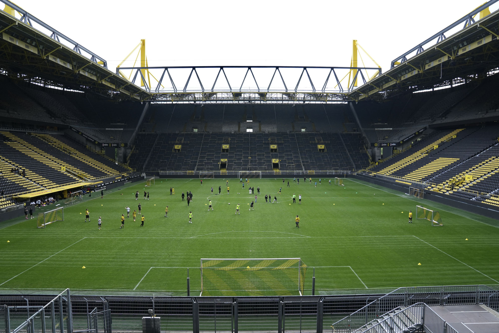 Jugendkick im Stadion