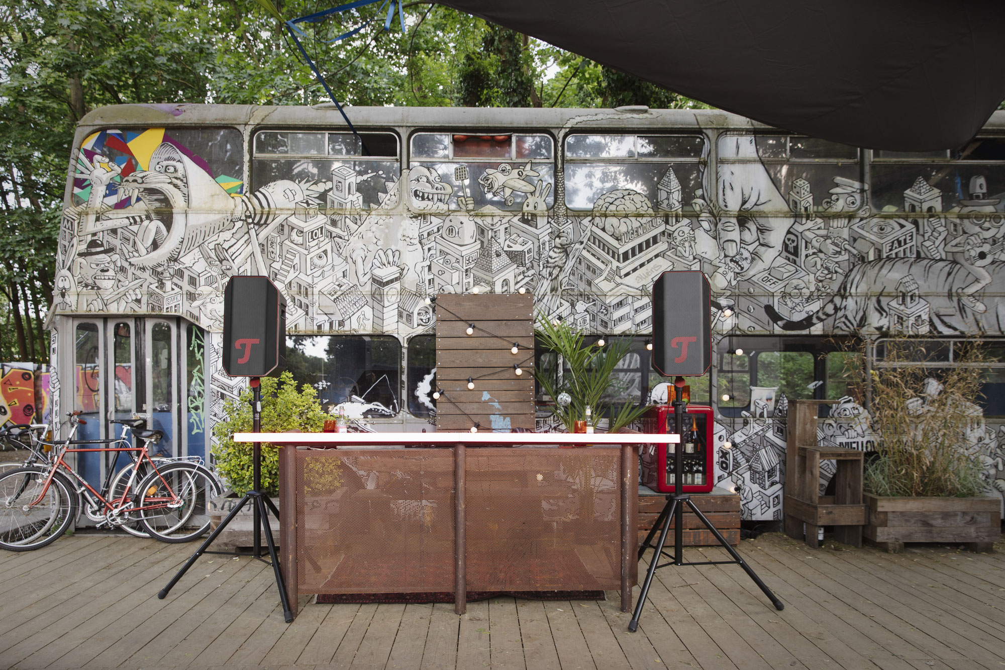 deuter und Teufel erweitern die Partnerschaft