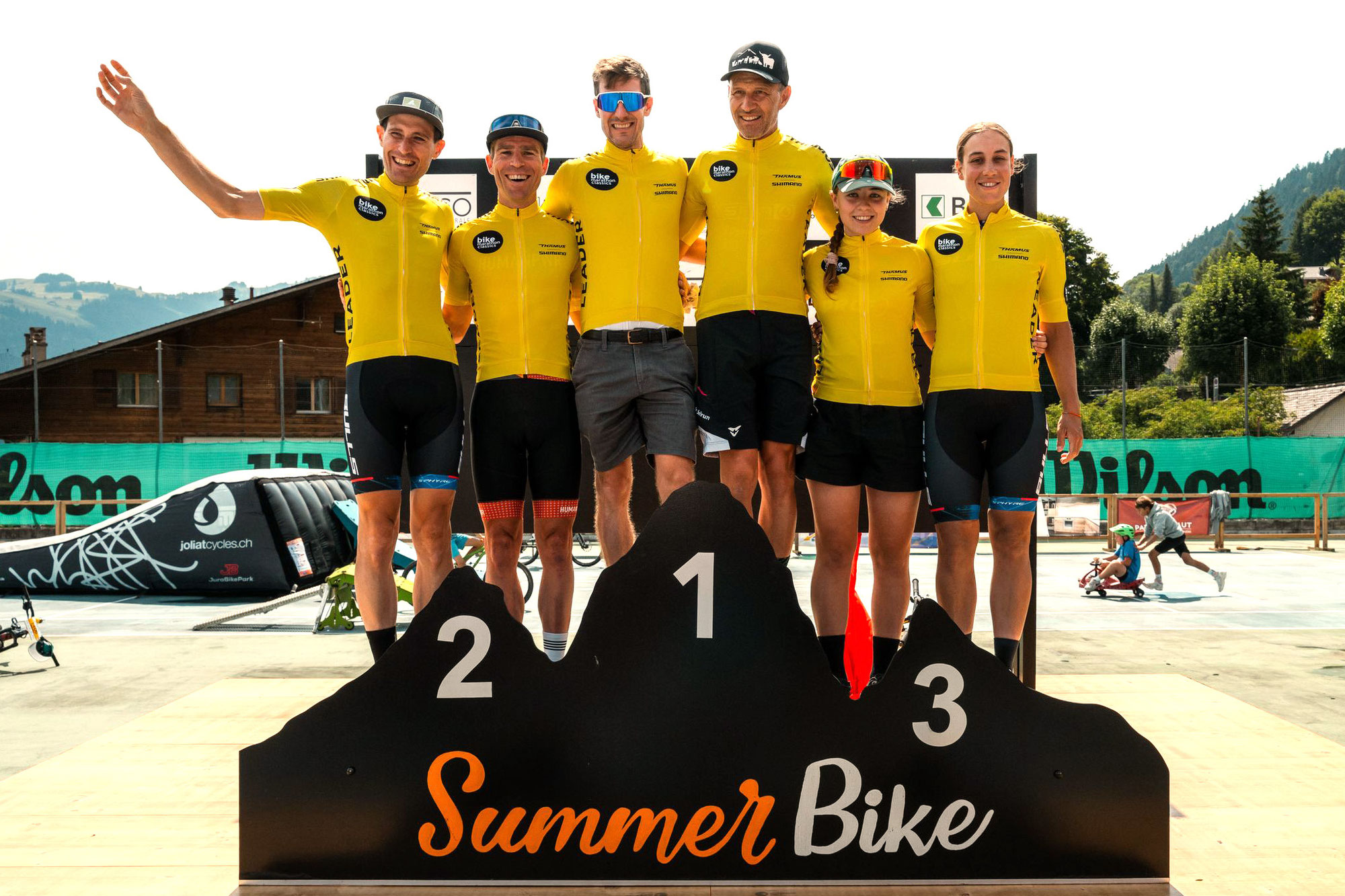 Schweizer Meisterschaft im Bike-Marathon: Casey South entthront die Favoriten, Irina Lützelschwab unantastbar