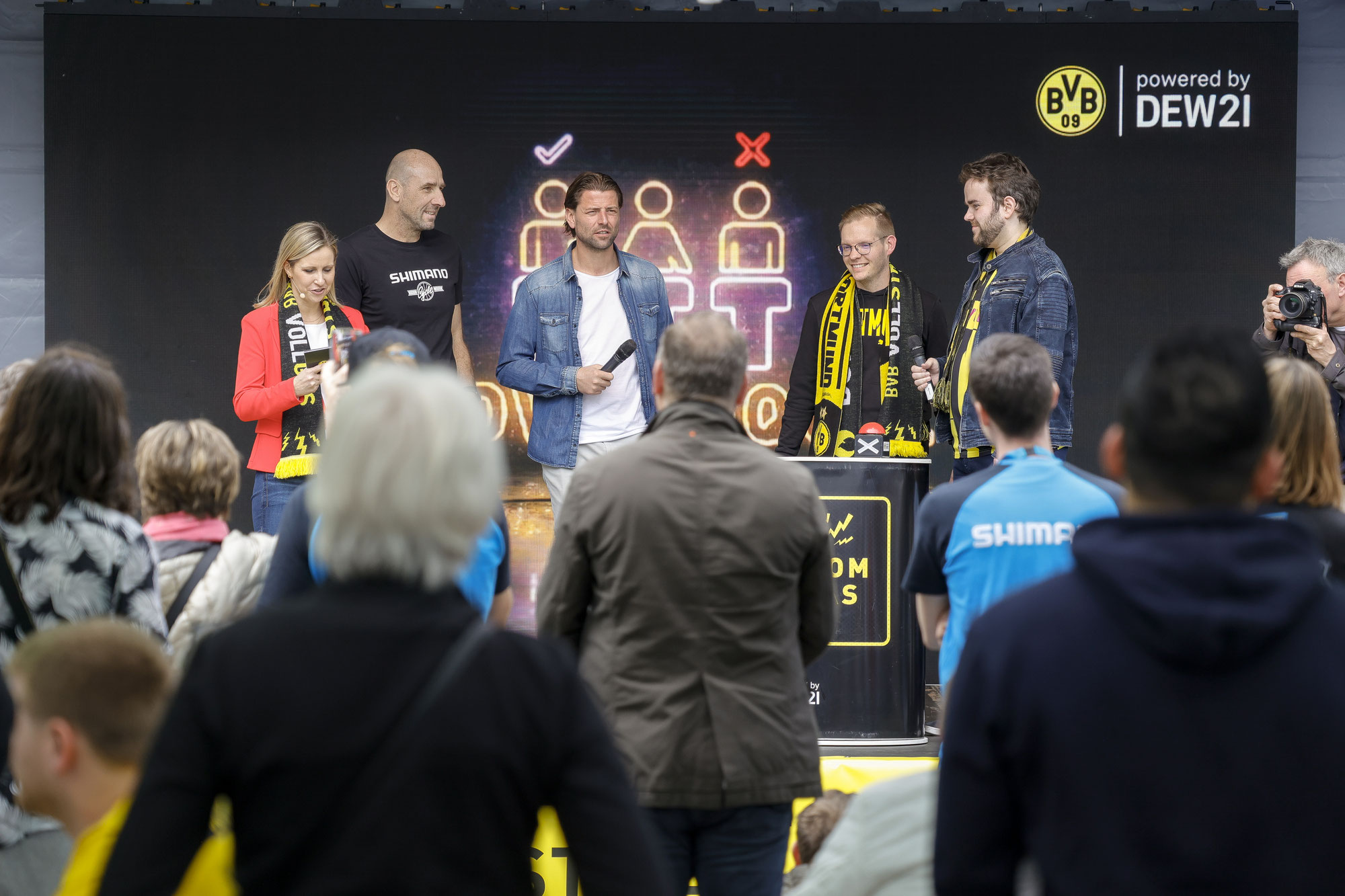 BVB-Legende Patrick Owomoyela zu Gast am DEW21 E – BIKE Festival Dortmund presented by SHIMANO