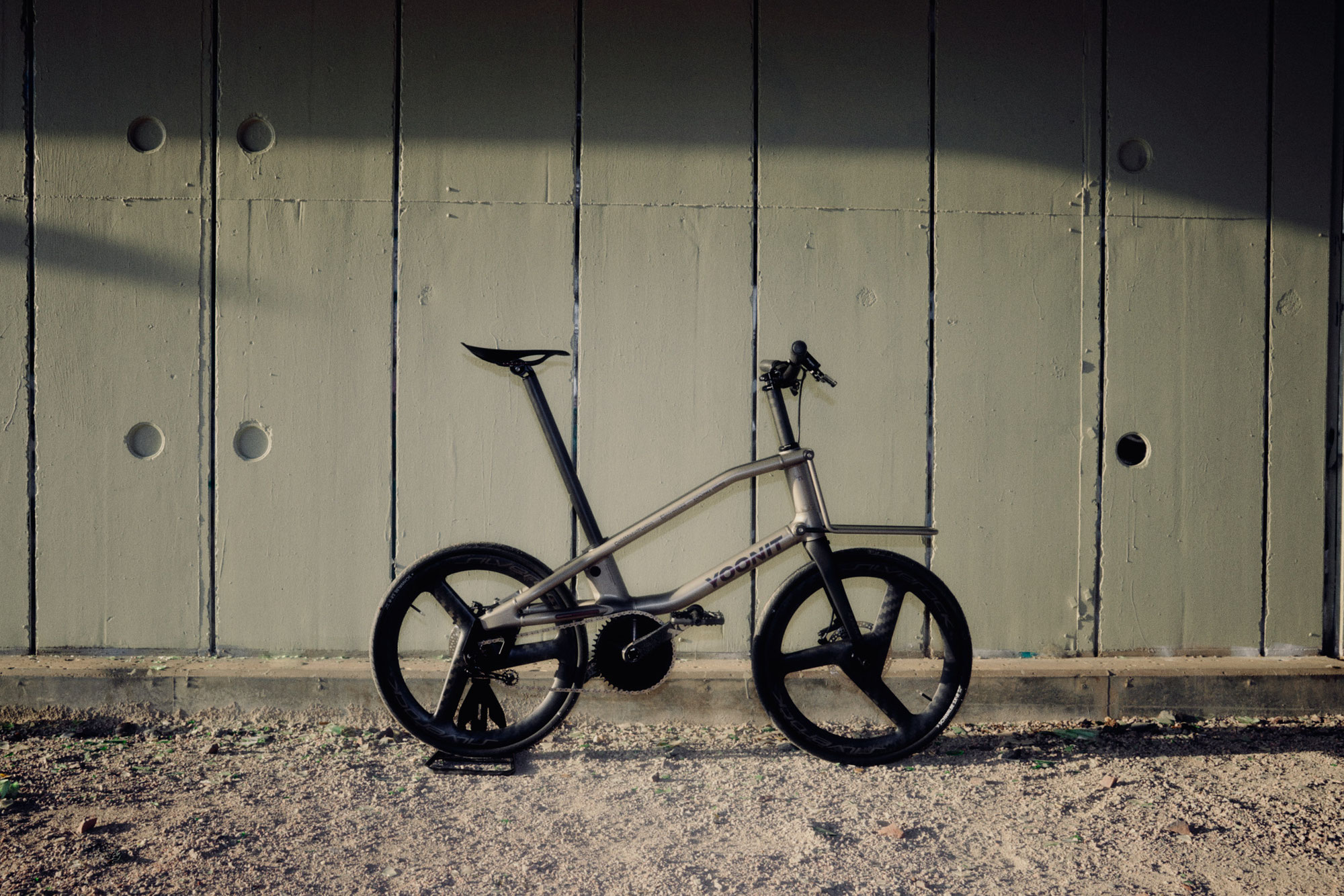 Revolution aus dem 3D-Drucker: YOONIT Bikes präsentiert ultraleichtes Micro Titanium auf der Eurobike 2025