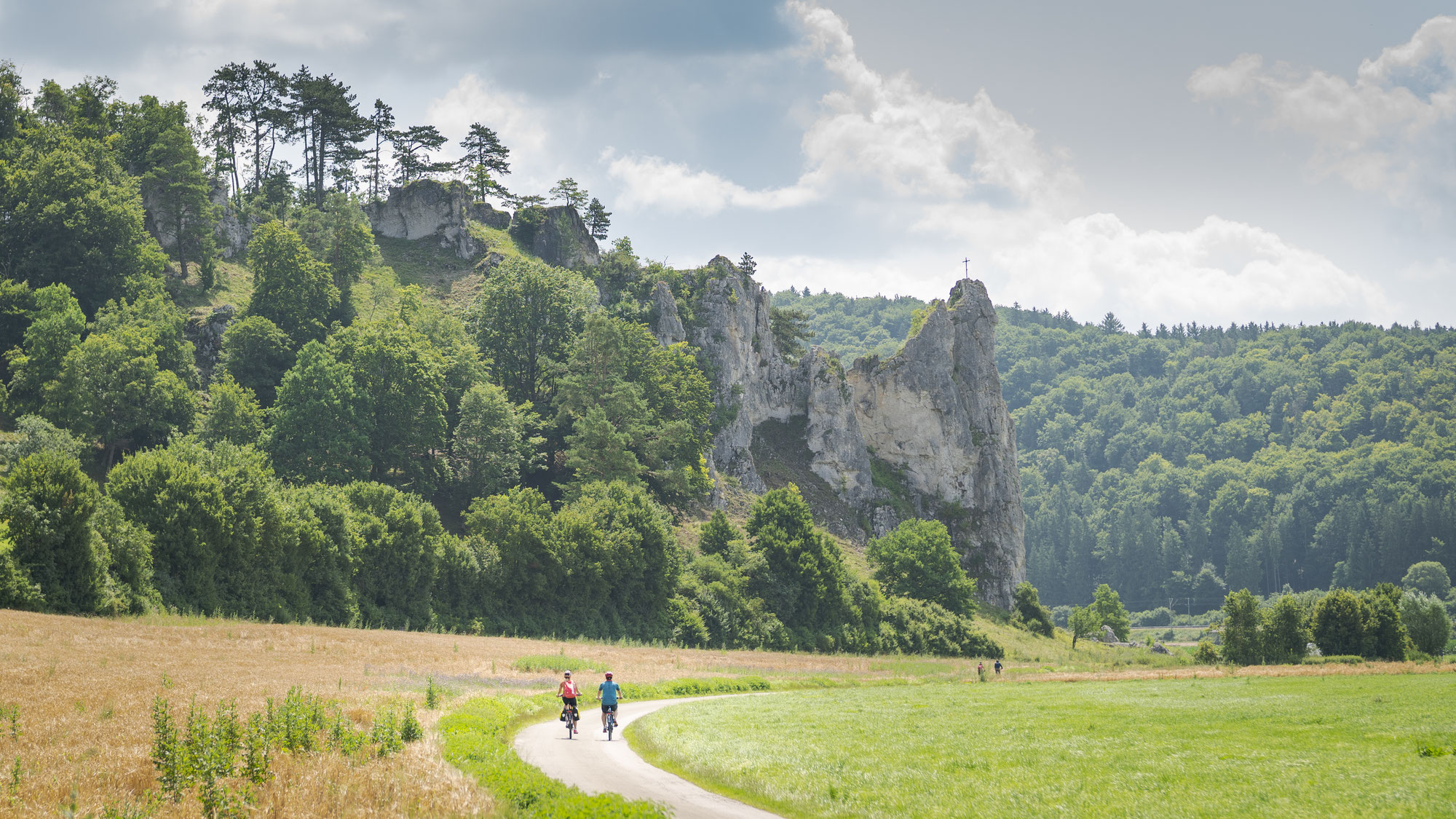 Den Naturpark Altmühltal auf 15 neuen Rad-Rundtouren erkunden