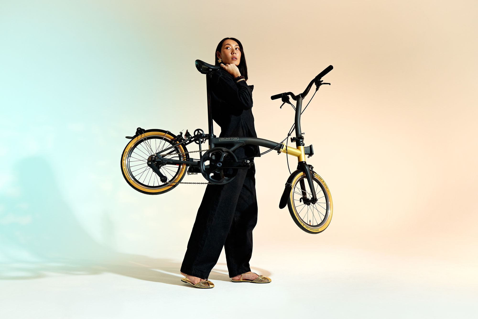 Brompton T Line Ceratech Black & Gold: Titan-Faltrad in limitierter Luxus-Edition