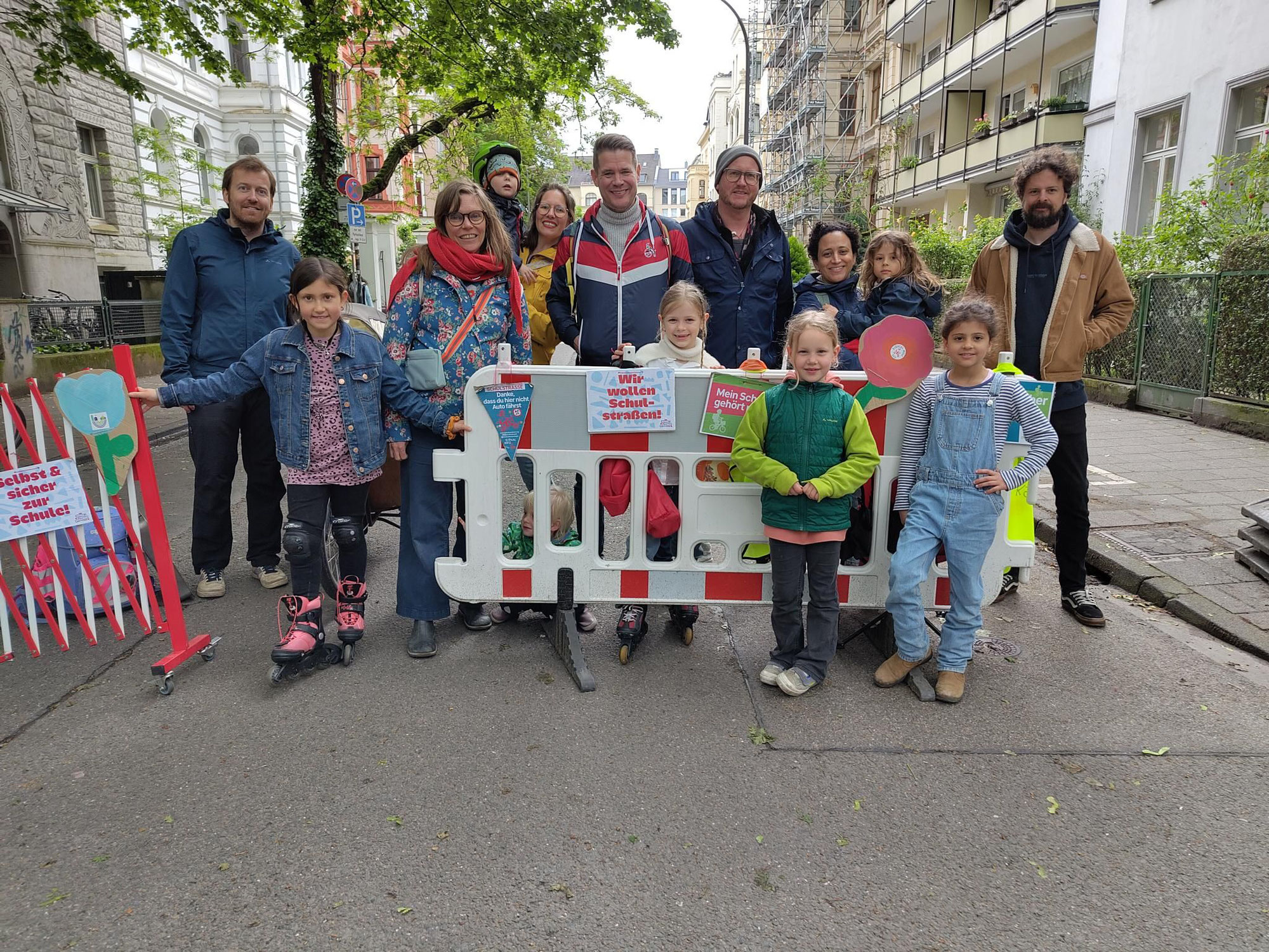 Sicherer Schulweg dank Schulstraßen: Bündnis erarbeitet Leitfaden für Kommunen