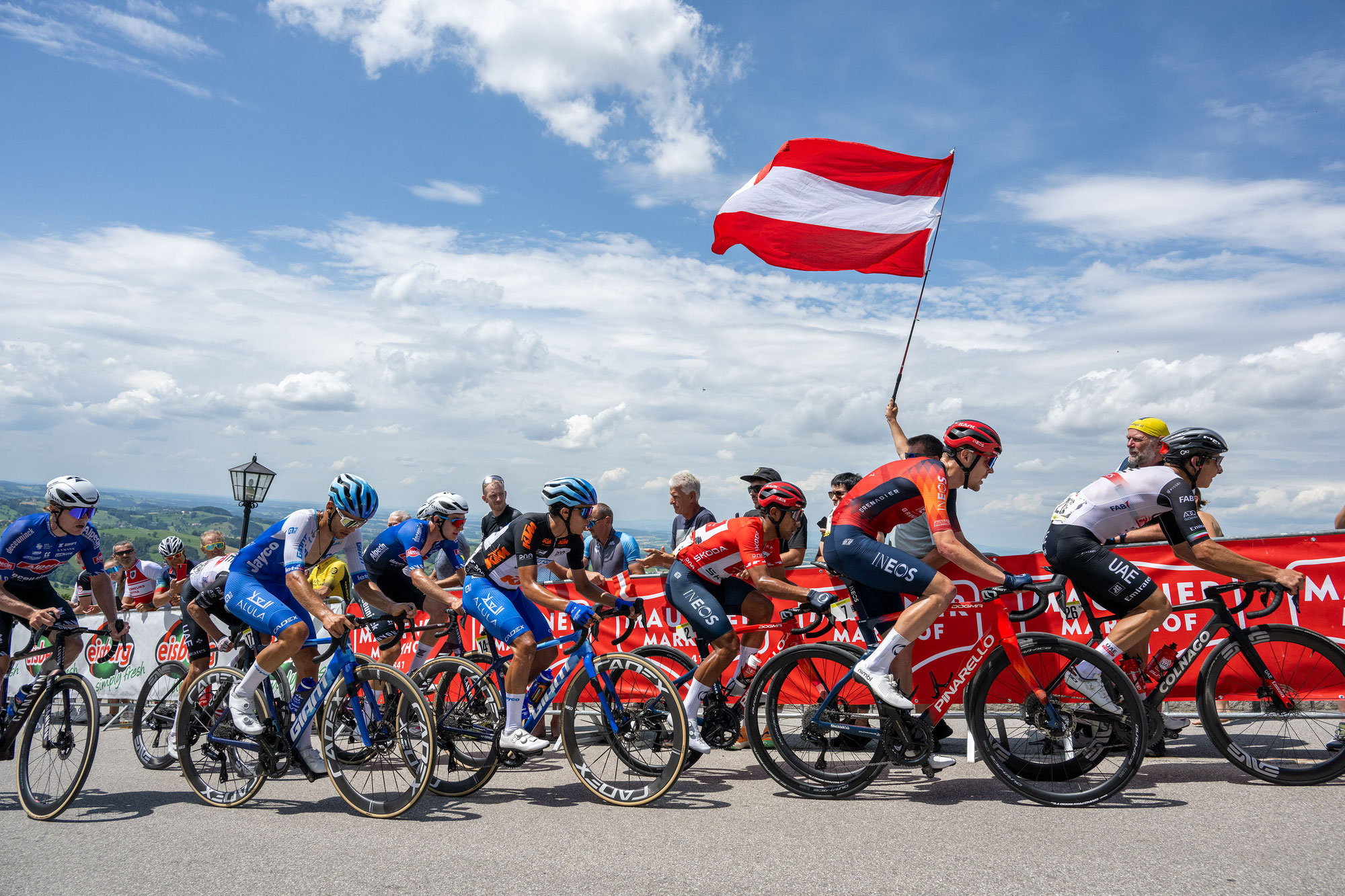 Superstar Ganna auf Entry List der Österreich Rundfahrt