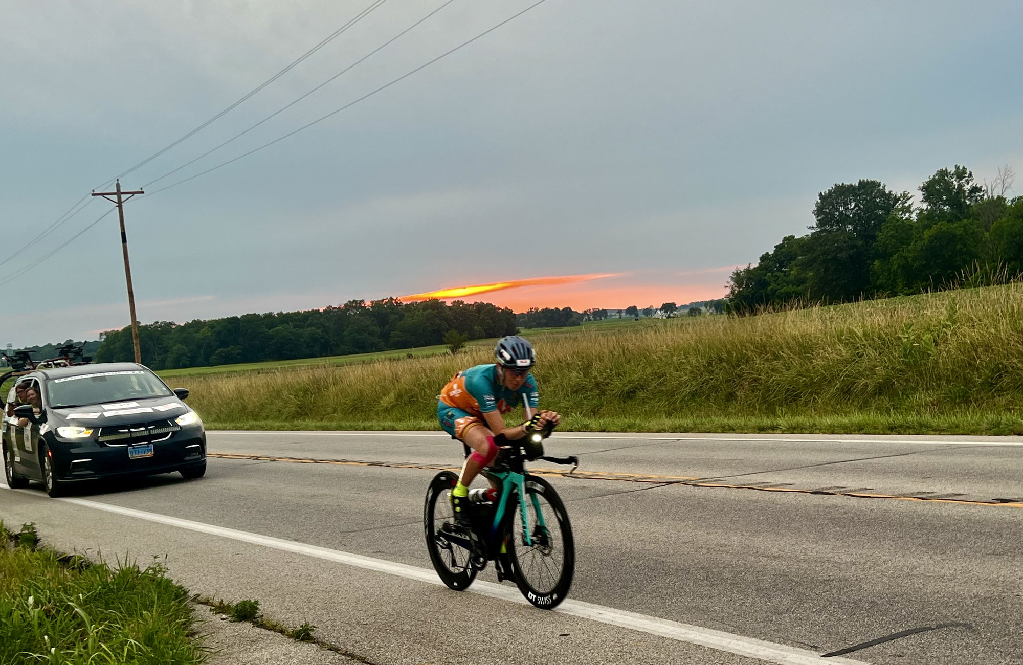 Nicole Reists Speed-Rekordversuch am Race Across America endet mit Sturz
