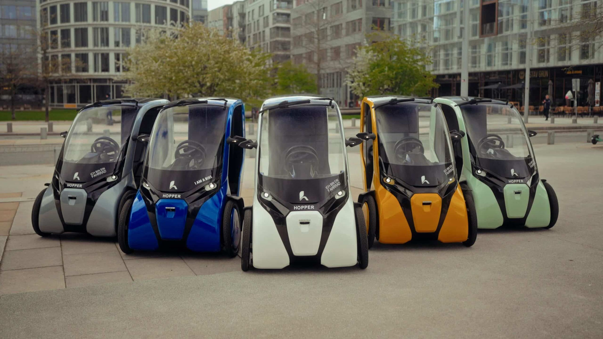 Zukunft auf drei Rädern: Hopper Mobility startet Serienproduktion und kooperiert mit Little John Bikes