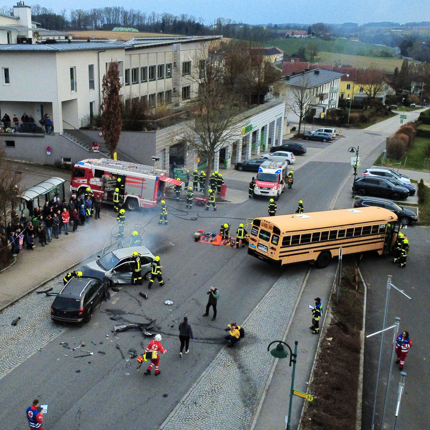 Chaos am Ortsplatz in Niederneukirchen