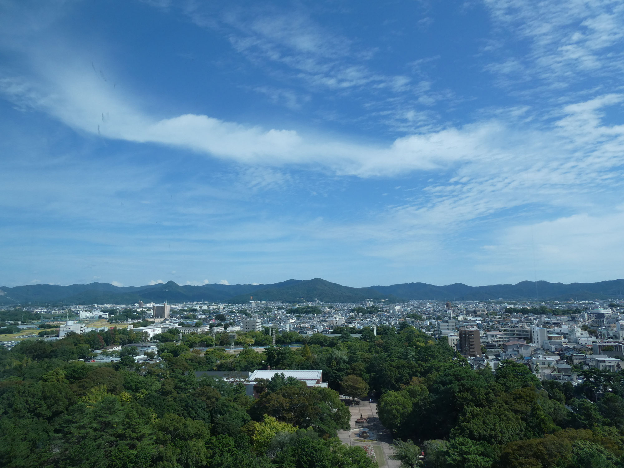 畑を走って逃げた祖母記憶と、今の豊橋｜みのり散歩