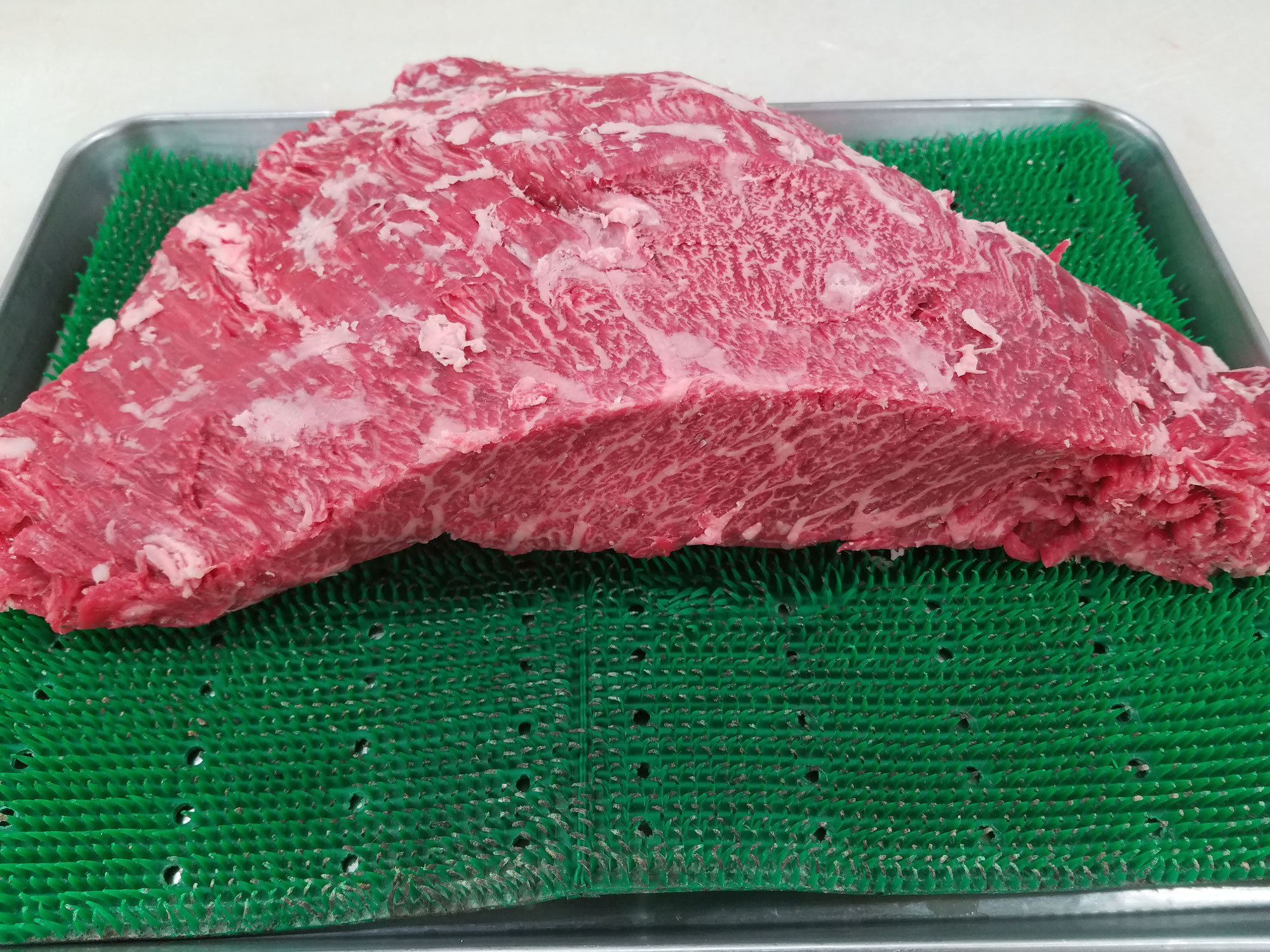 焼肉用に整形されたカイノミ肉