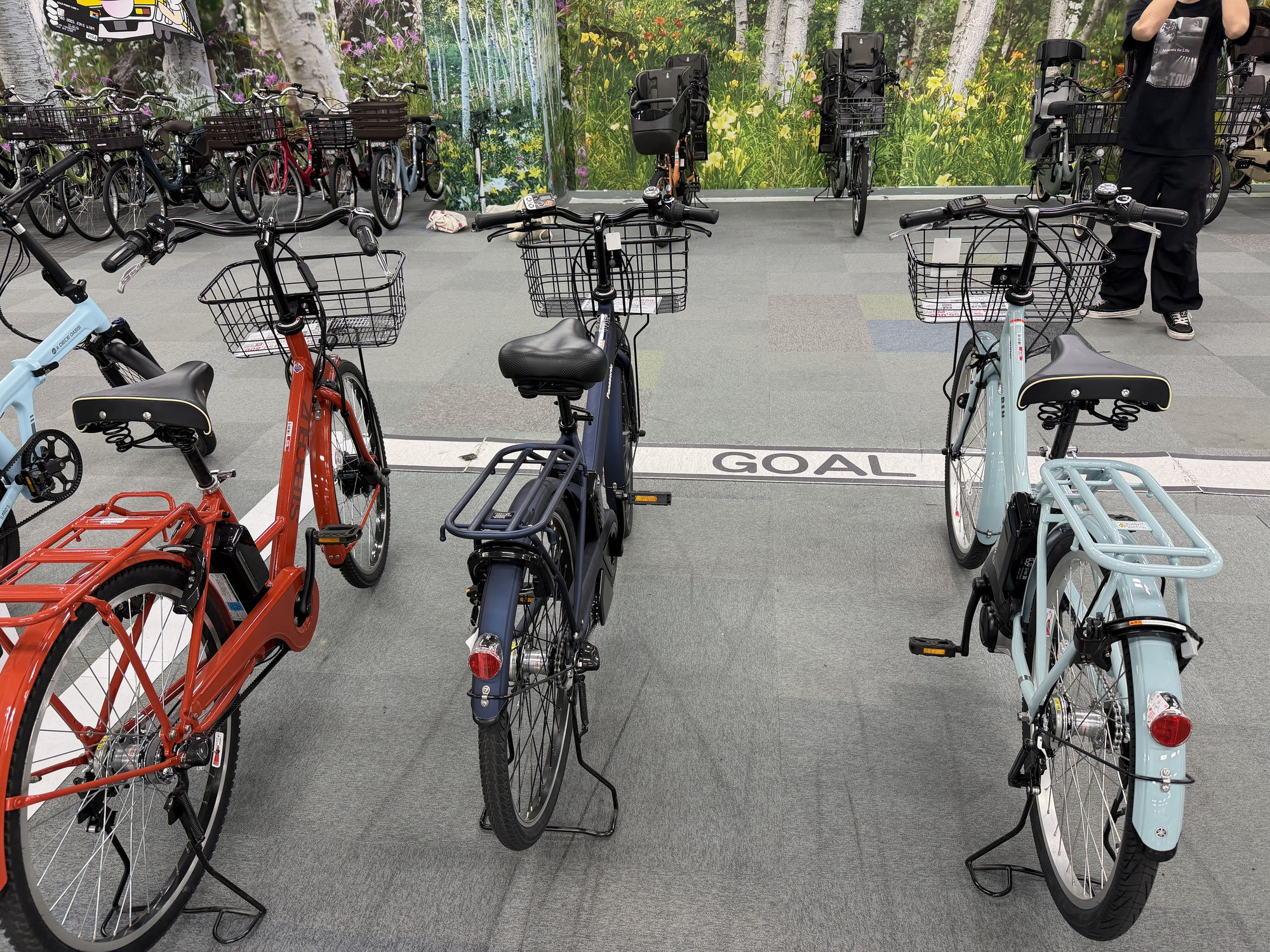 世田谷の教室長が電動自転車を乗り比べて実感。学びで大事なのは体で覚えること