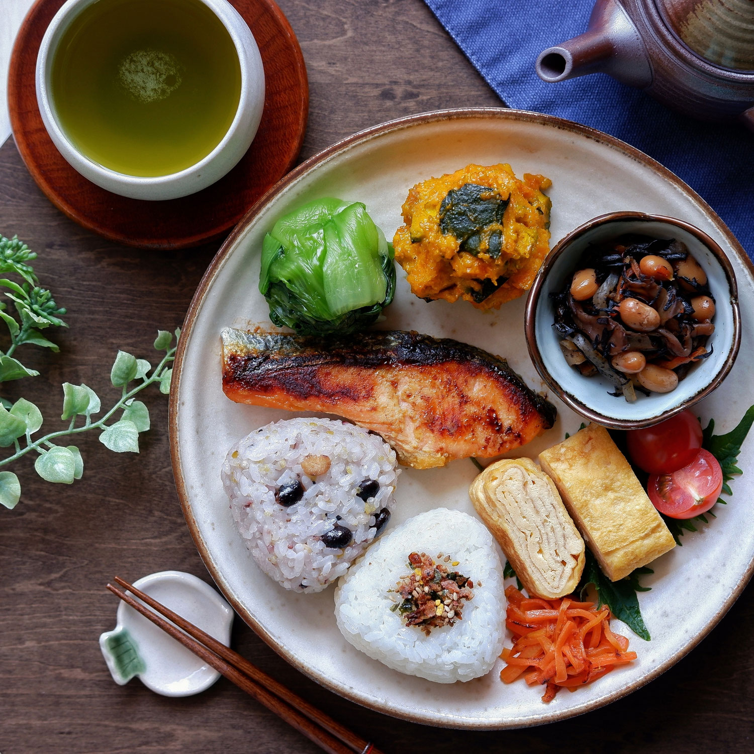 朝食で肌目覚め