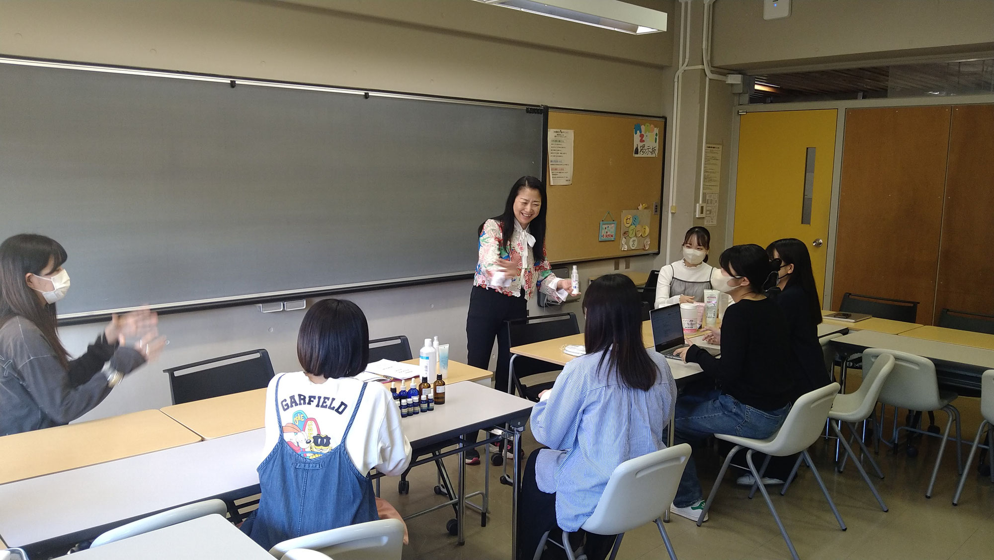 ゼミで商品計画そしてクラファンへ