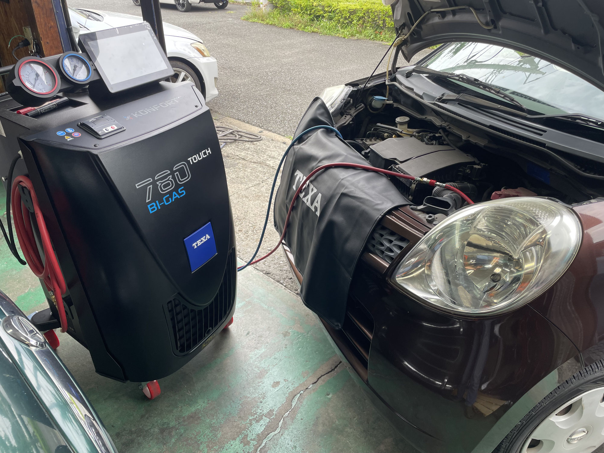 座間市　日産モコ　エアコンリフレッシュ