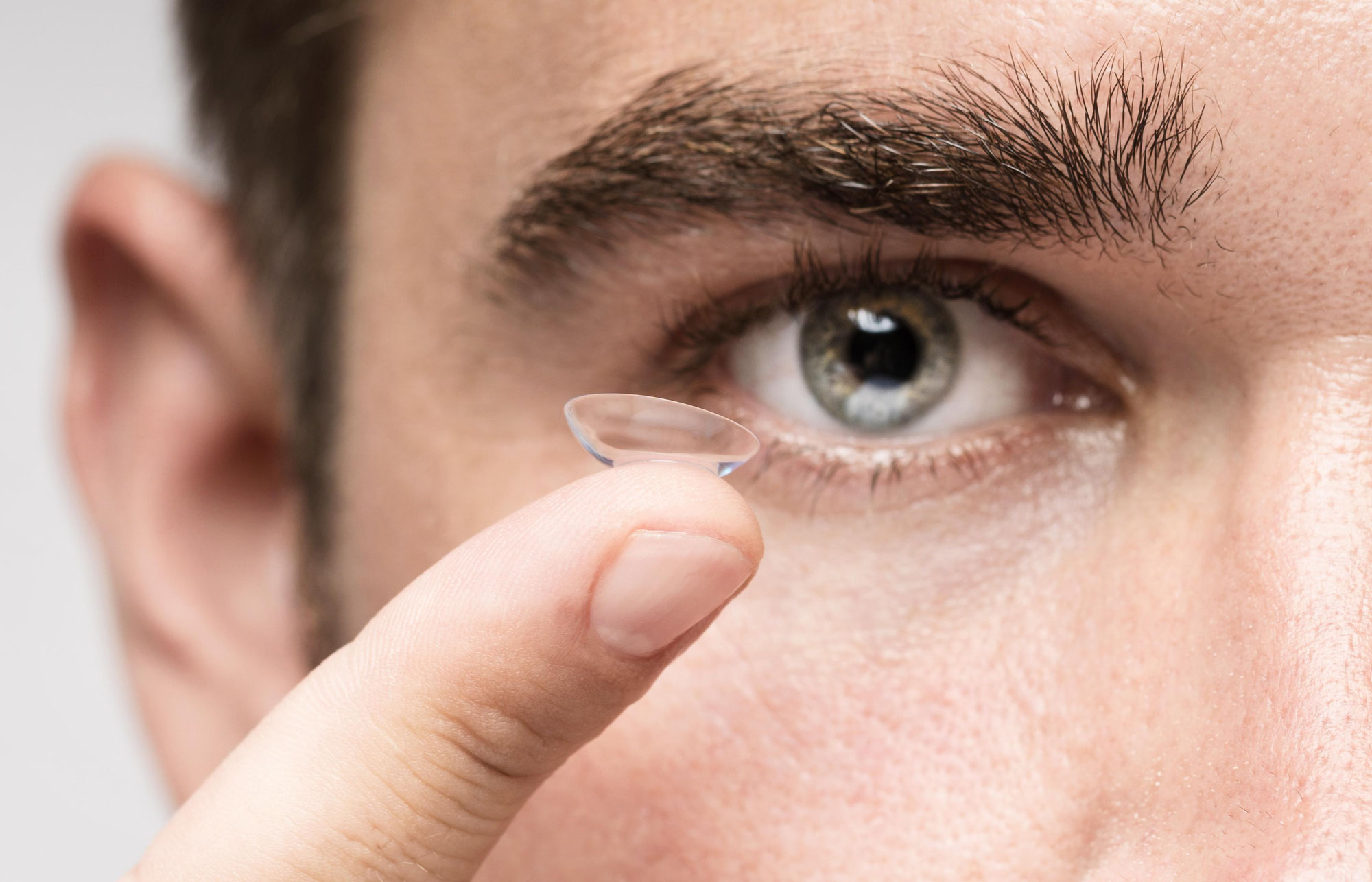 Bien utiliser et entretenir ses lentilles de contact