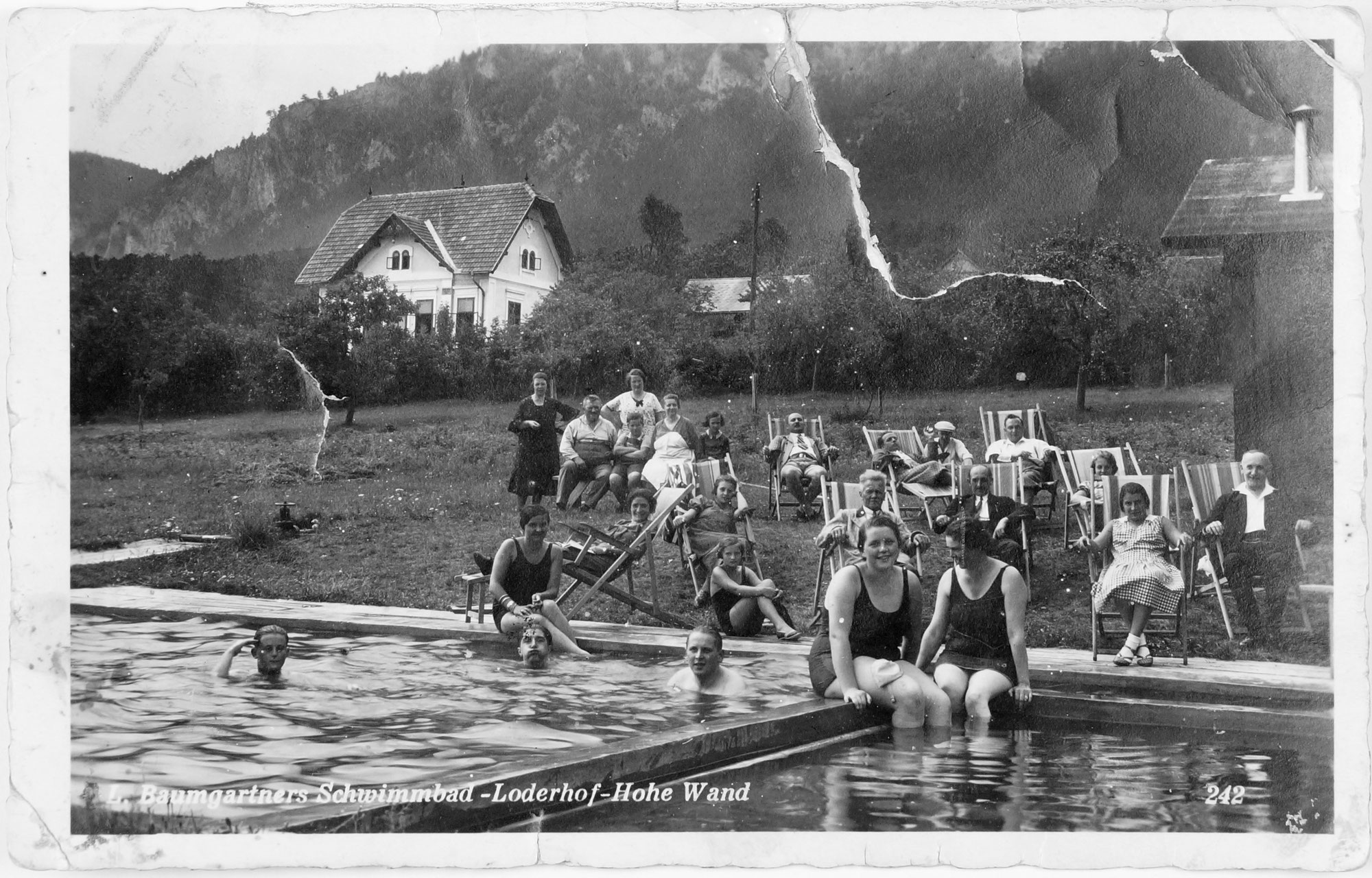 Der Verschönerungsverein errichtet ein Schwimmbad in Stollhof!