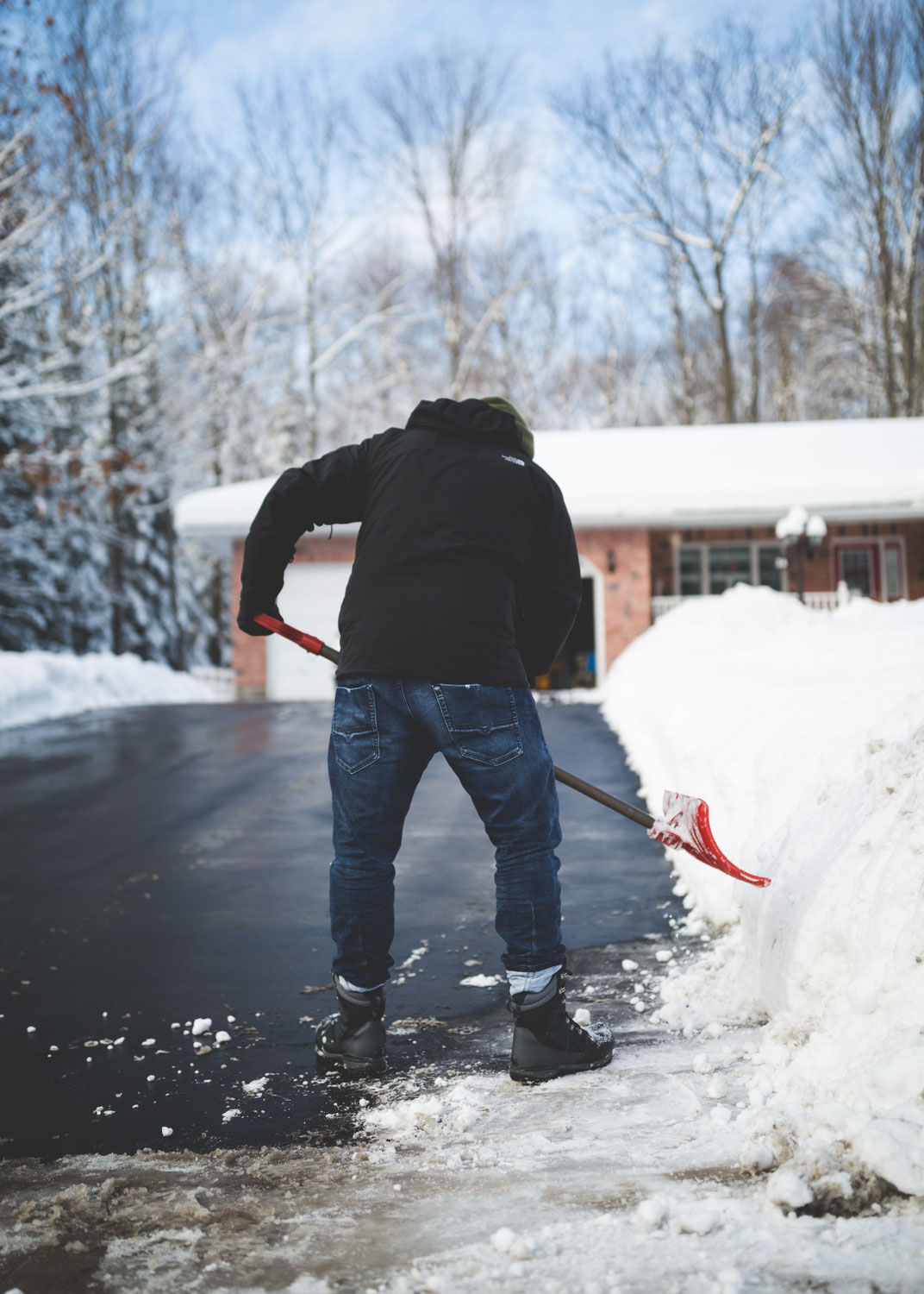 Wer ist verantwortlich für Winterdienst und Streusalz? Und was gibt es sonst zu beachten?