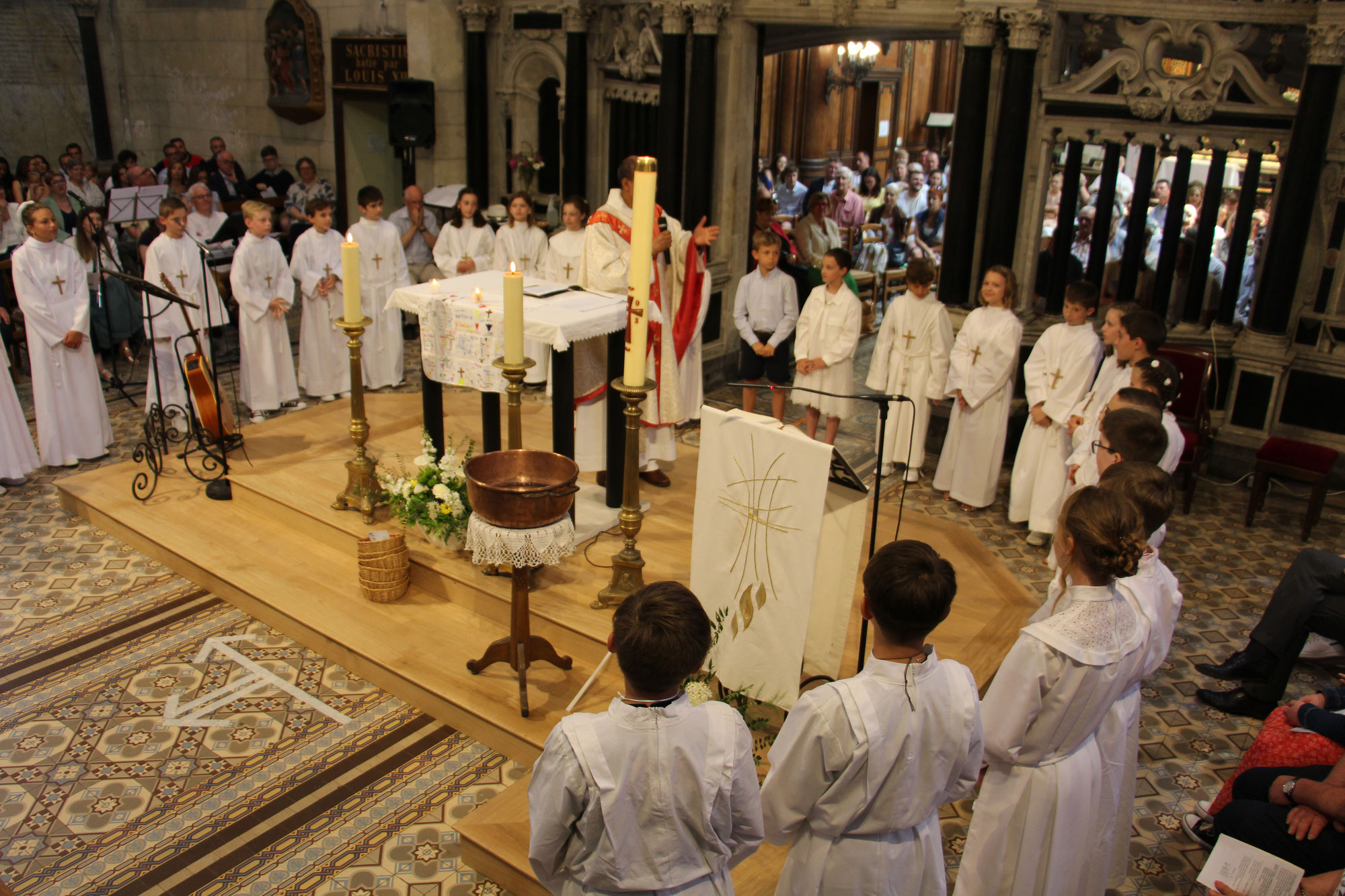 Messe de profession de Foi à Liesse du 11 juin