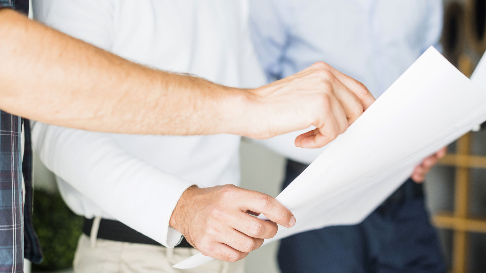 RESTRUKTURIERUNG UND BETRIEBSBEDINGTE KÜNDIGUNGEN ZUM JAHRESENDE: WORAUF GESCHÄFTSFÜHRER JETZT ACHTEN MÜSSEN