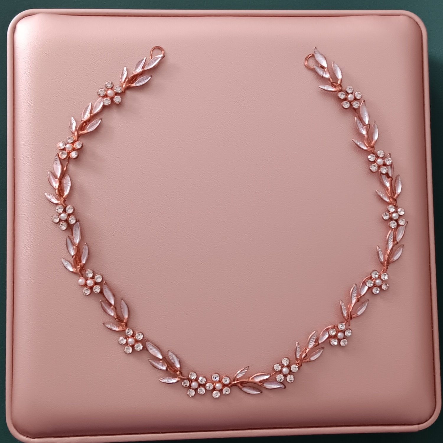 Haarschmuck für die Braut in Rosegold