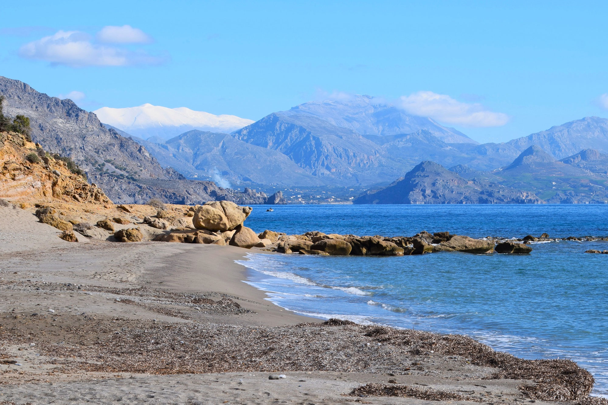 Geisterstädte und Sturmwarnung auf Kreta