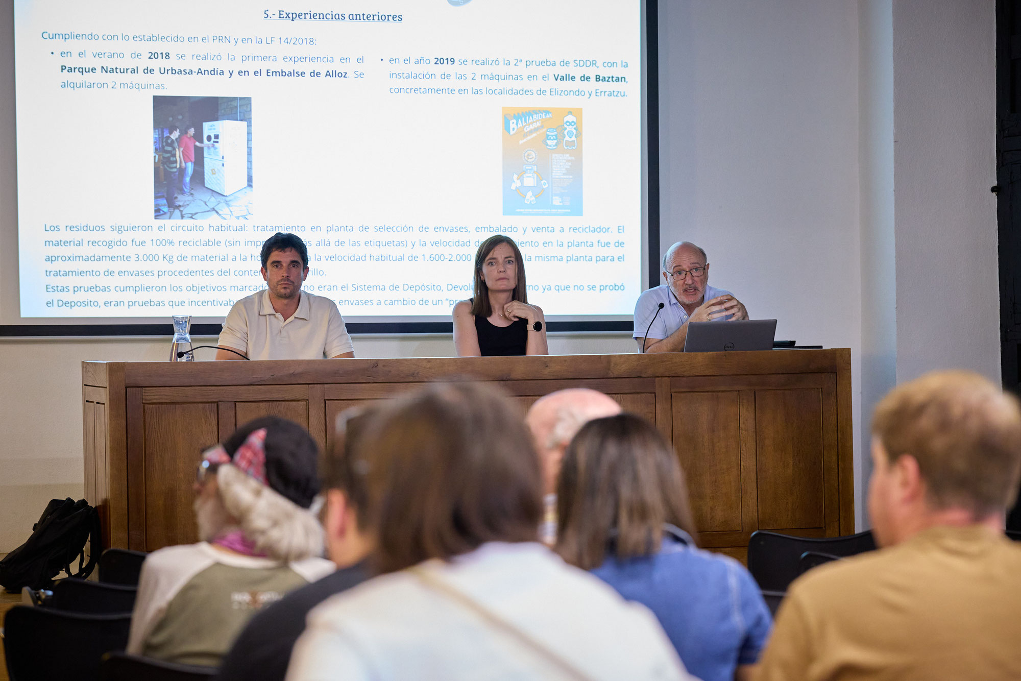 Navarra prueba en Sangüesa/Zangoza un sistema pionero de retorno de envases en el Estado para fomentar la recogida de botellas de plástico y latas este verano