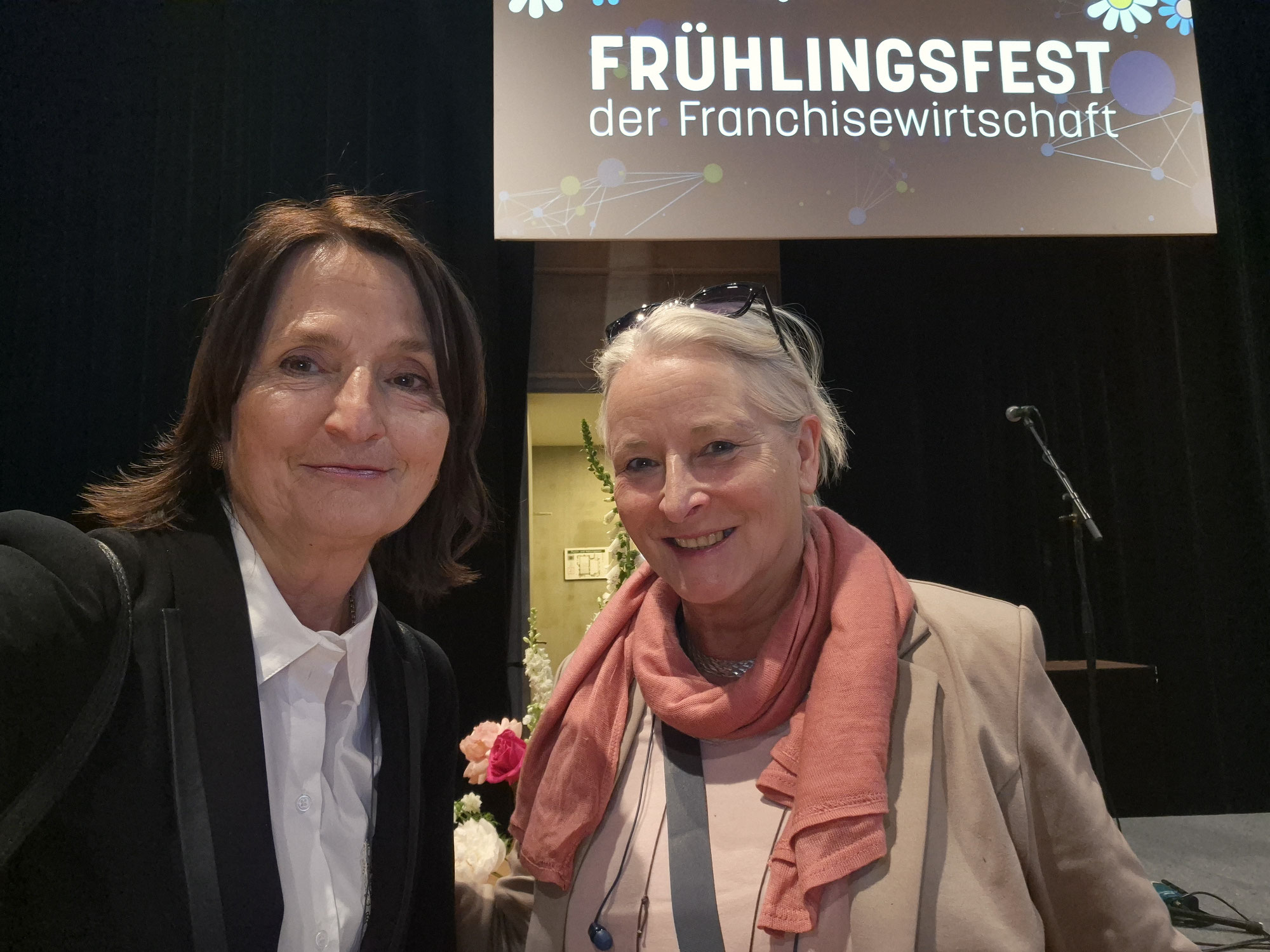 Verbindung von KI und Menschlichkeit
