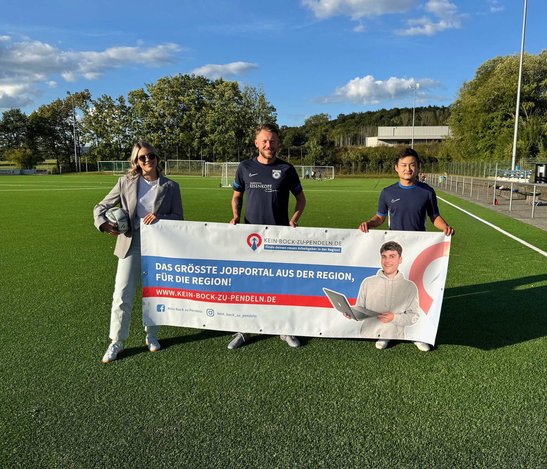 Neuer Sponsor aus der Region unterstützt den FC Waldbrunn: kein-bock-zu-pendeln.de als neuer Premium-Ballsponsor und Partner!