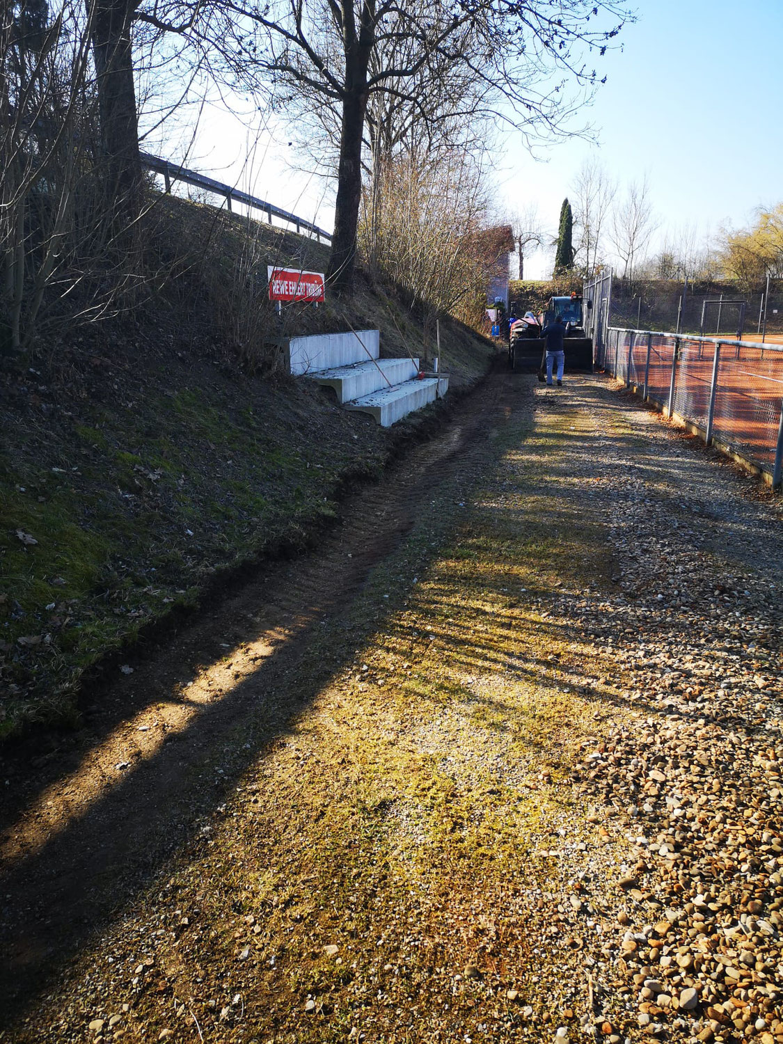 Weg / Zufahrt einkiesen - Vorbereitung