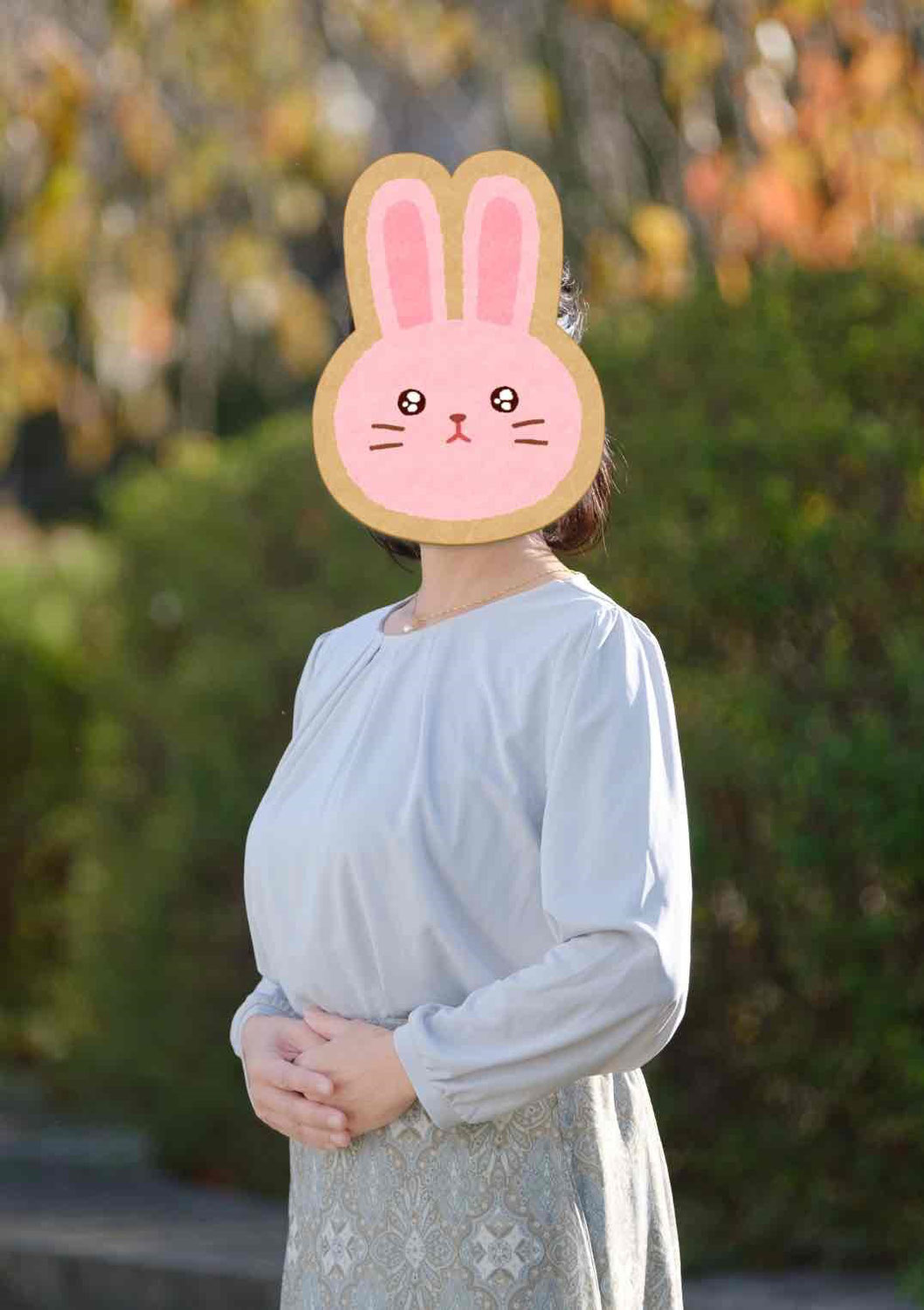 ５０代半ばの笑顔の素敵な女性