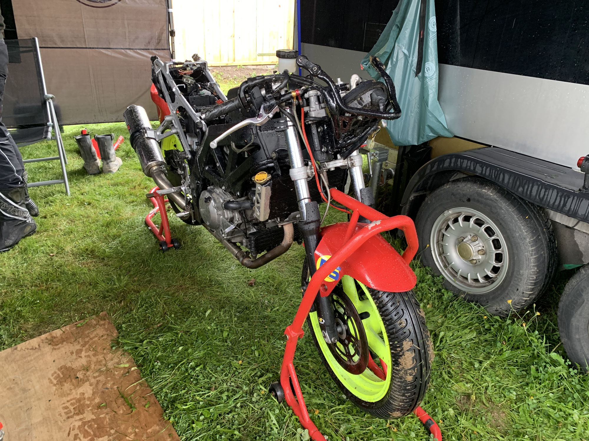 German Twin Trophy (GTT) - Crash am Schleizer Dreieck