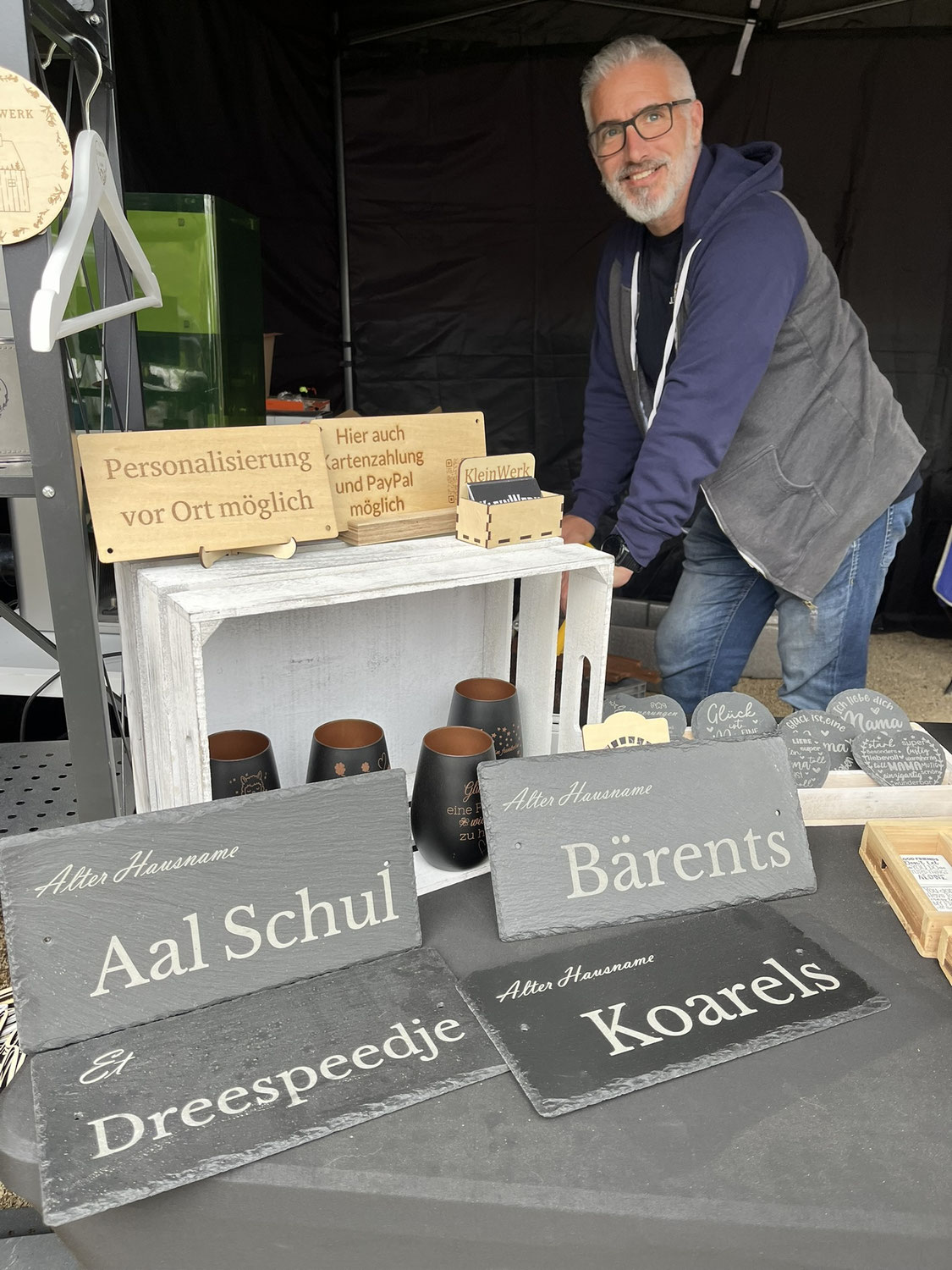Alte Haus- und Straßennamen werden wieder sichtbar