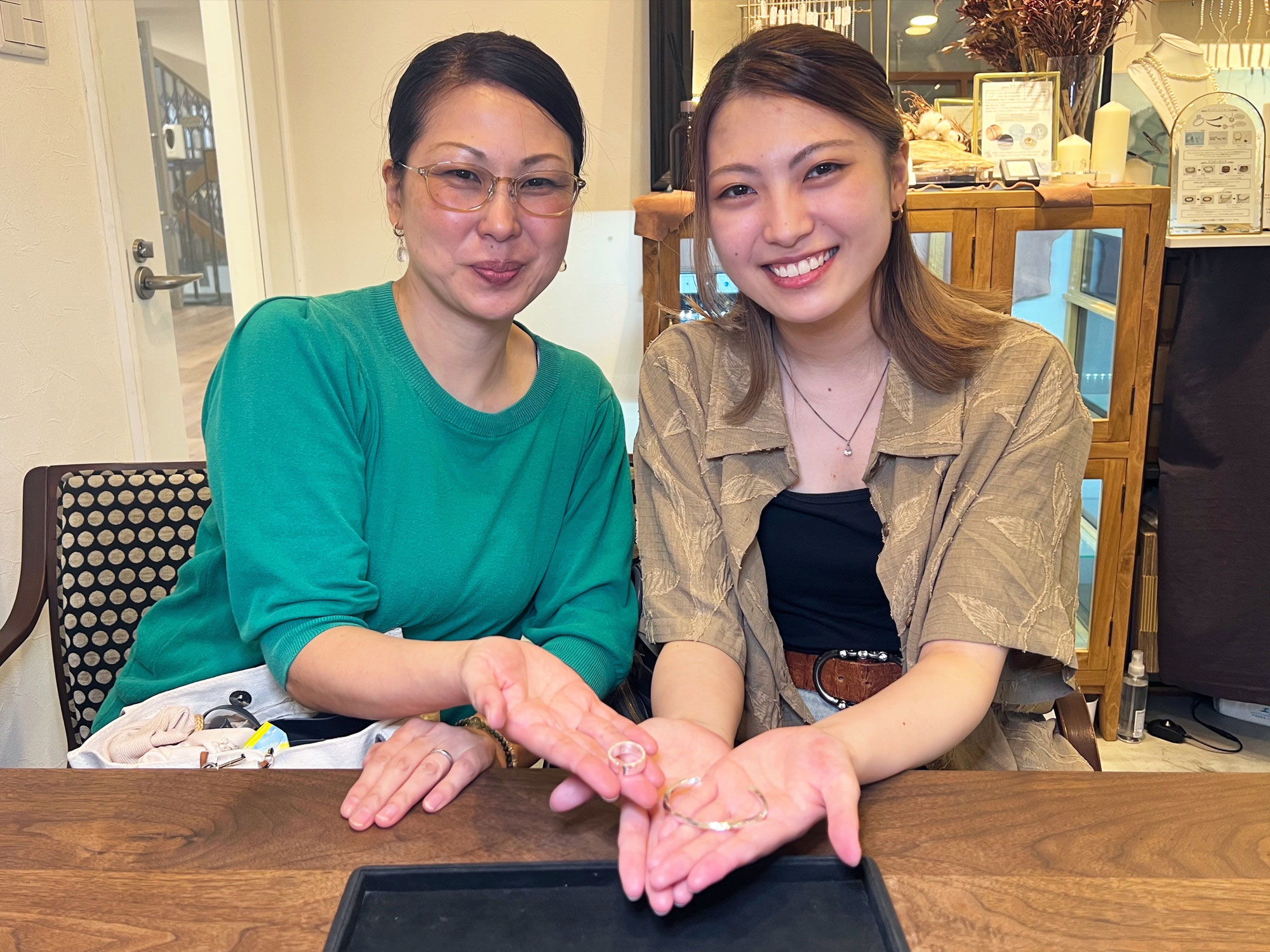 親子で仲良くリングとバングルを手作り体験！！！