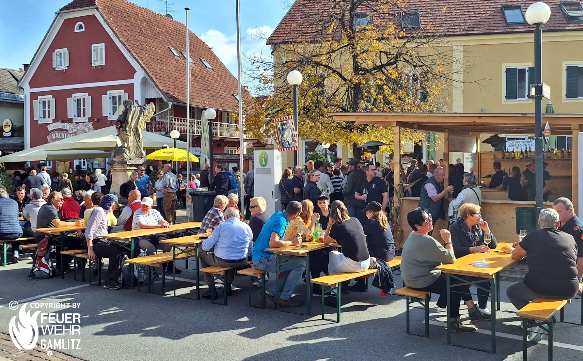 Herbstfest und Maibaumumlegen der Freiwilligen Feuerwehr Gamlitz