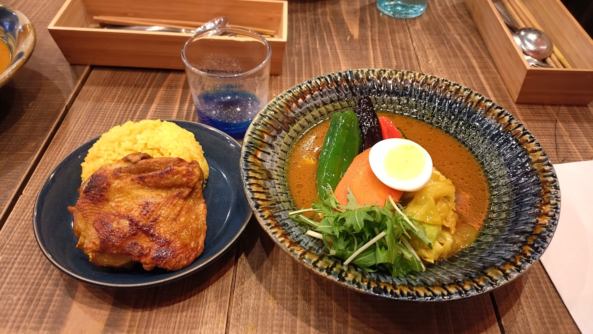 沖縄料理とスープカレーのお店「ガジュマル」