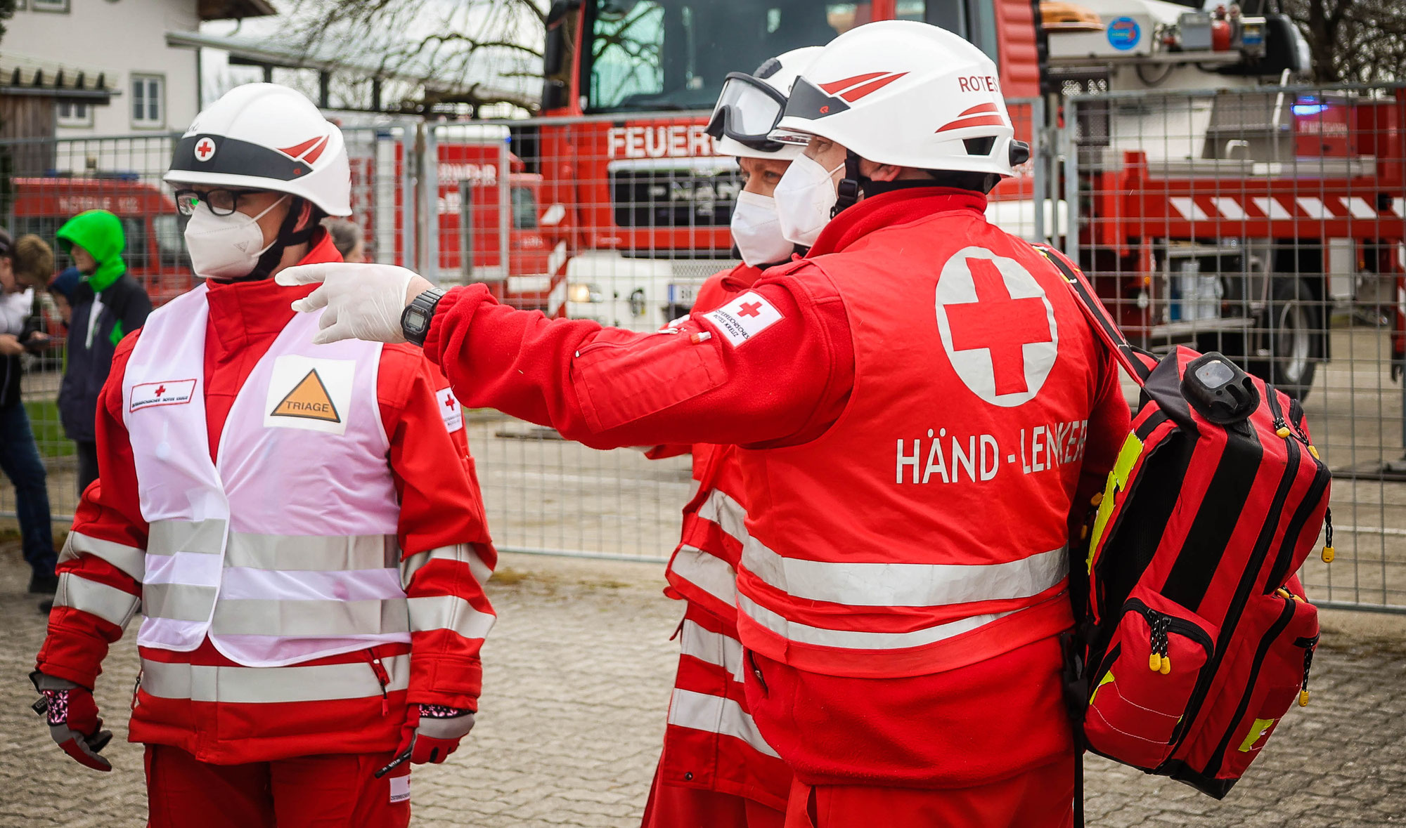 Wegen Brand elf Menschen evakuiert