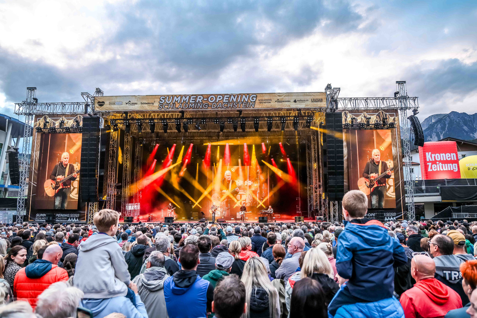 RAINHARD FENDRICH BEIM SUMMER-OPENING SCHLADMING-DACHSTEIN