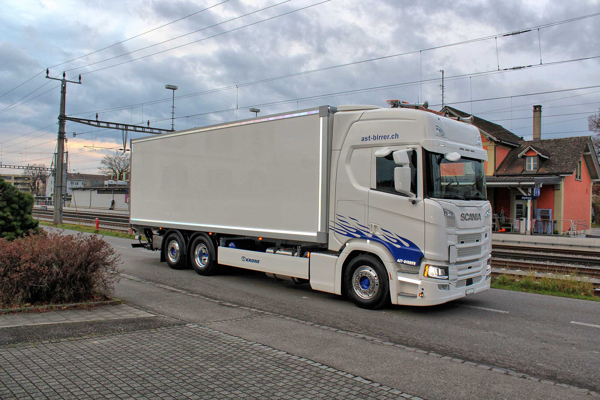 AST Birrer mit neuem Scania