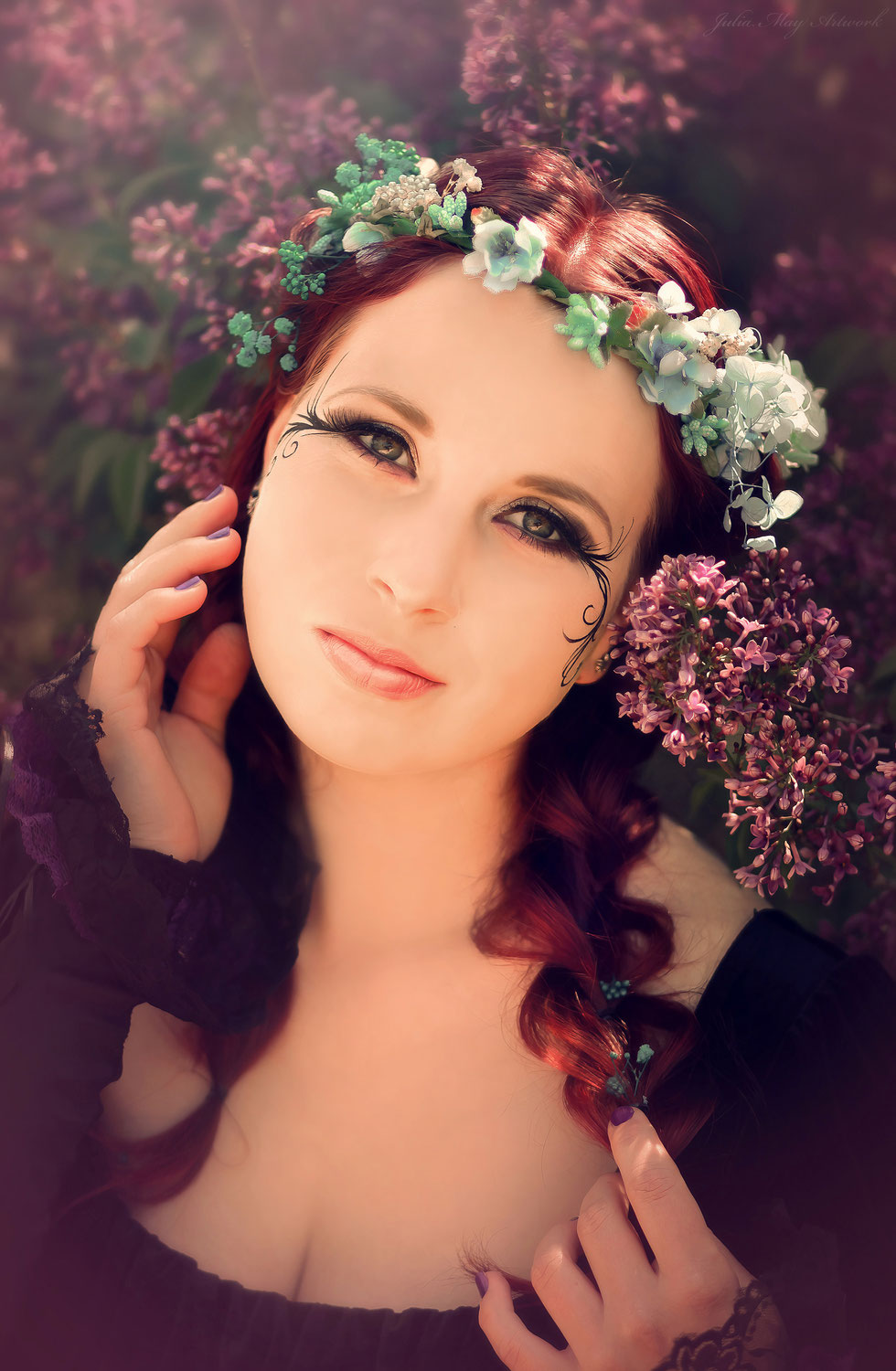 Frühlings-Shooting mit Kirschblüten und Flieder | Ideen für Portraitfotografie mit Trockenblumen | Haarkränze und Haarschmuck