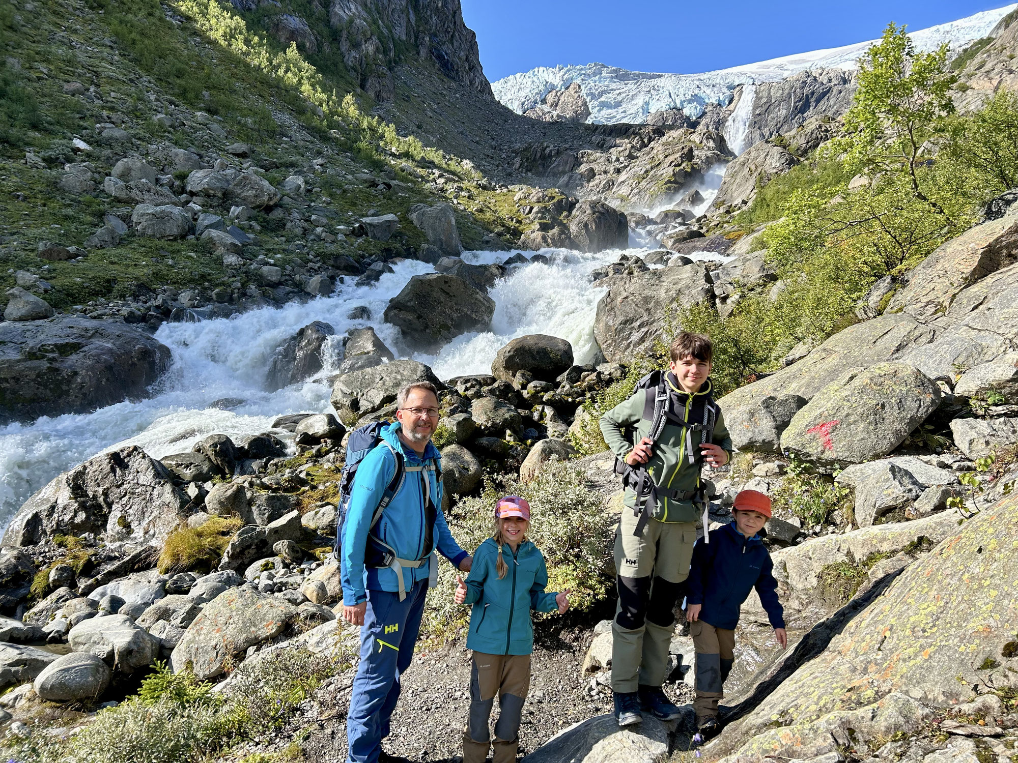 Wanderung zum Buarbreen bei Odda in Norwegen