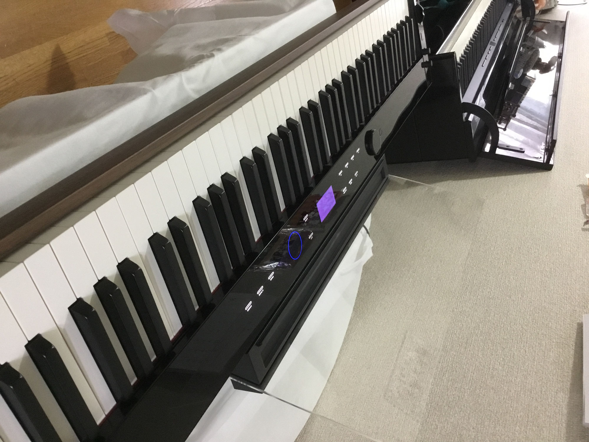 もう１代、電子ピアノ届きました！