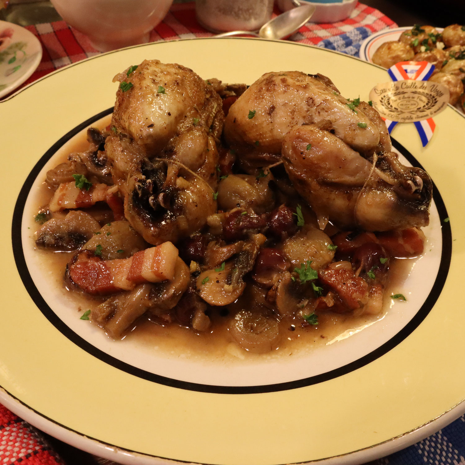 CAILLES AUX RAISINS A LA FORESTIÈRE viande moelleuse fine, délicate