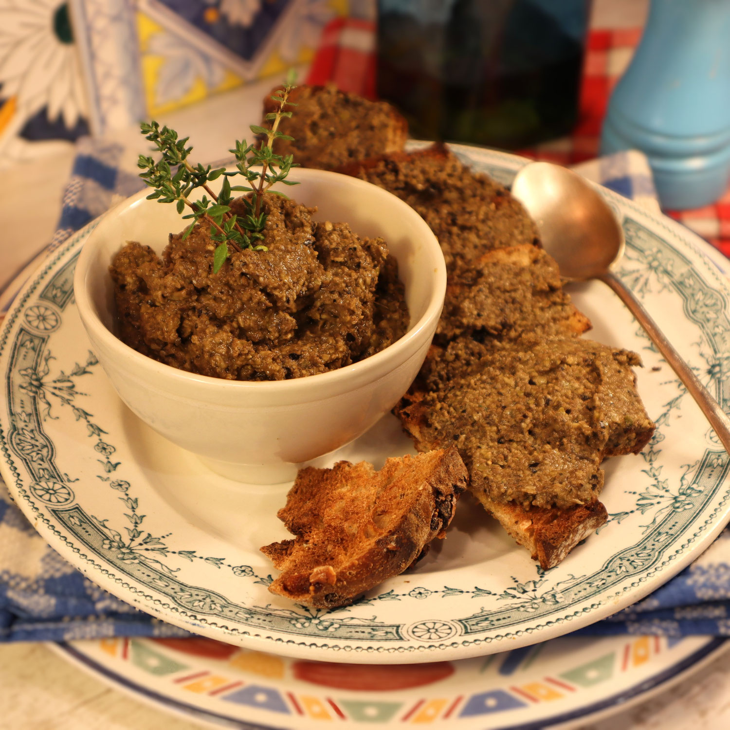 TAPENADE AUX 2 OLIVES pour l'apéro des vacances - Vive l'été sur Gourmandises TV