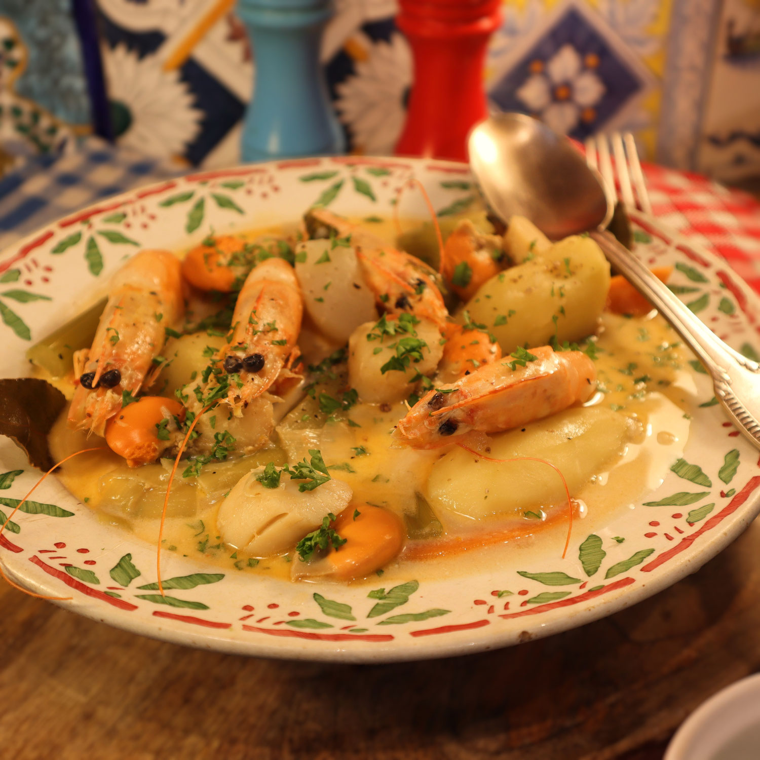 POT-AU-FEU DE SAINT-JACQUES ET GAMBAS à la crème - Une vraie folie !